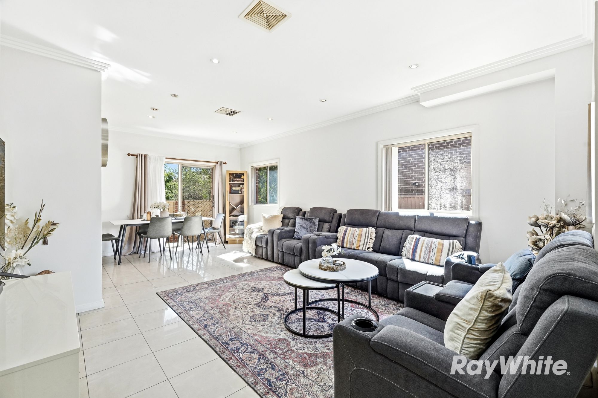 4 Holdsworth Street — photo 2 of 21