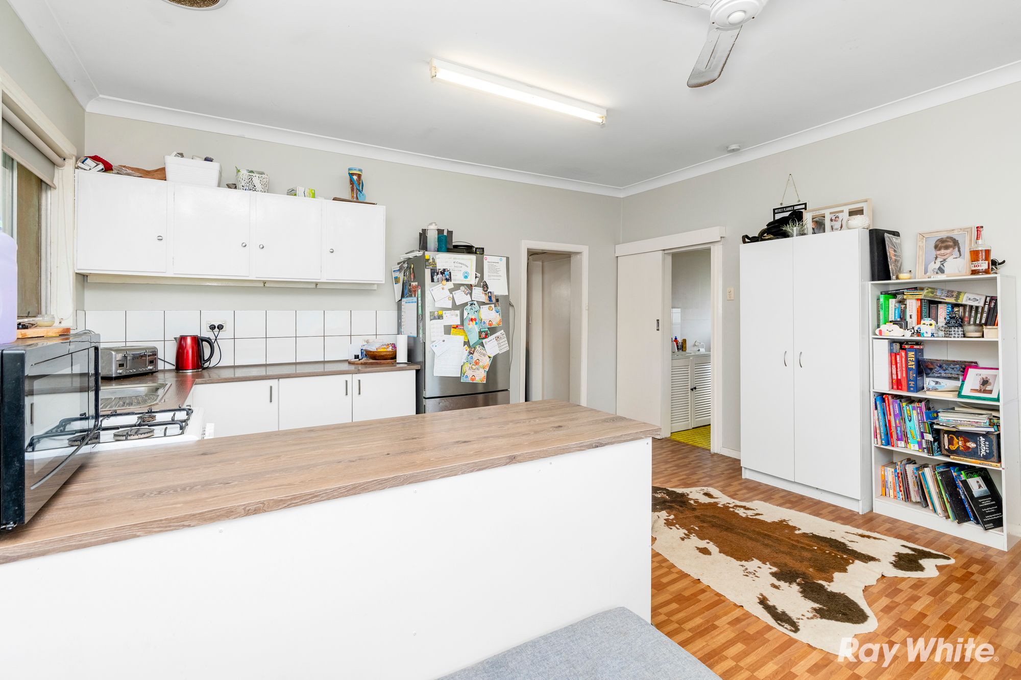 4 George Street — photo 8 of 11