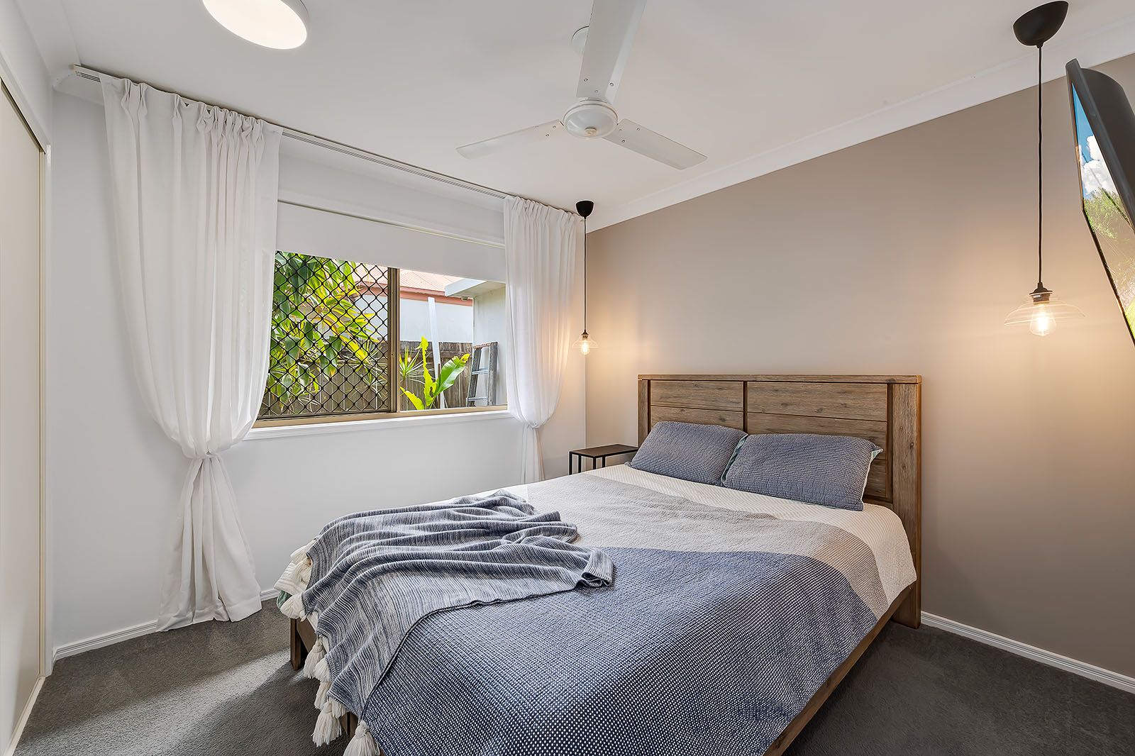 14 Trinity Crescent — photo 13 of 19
