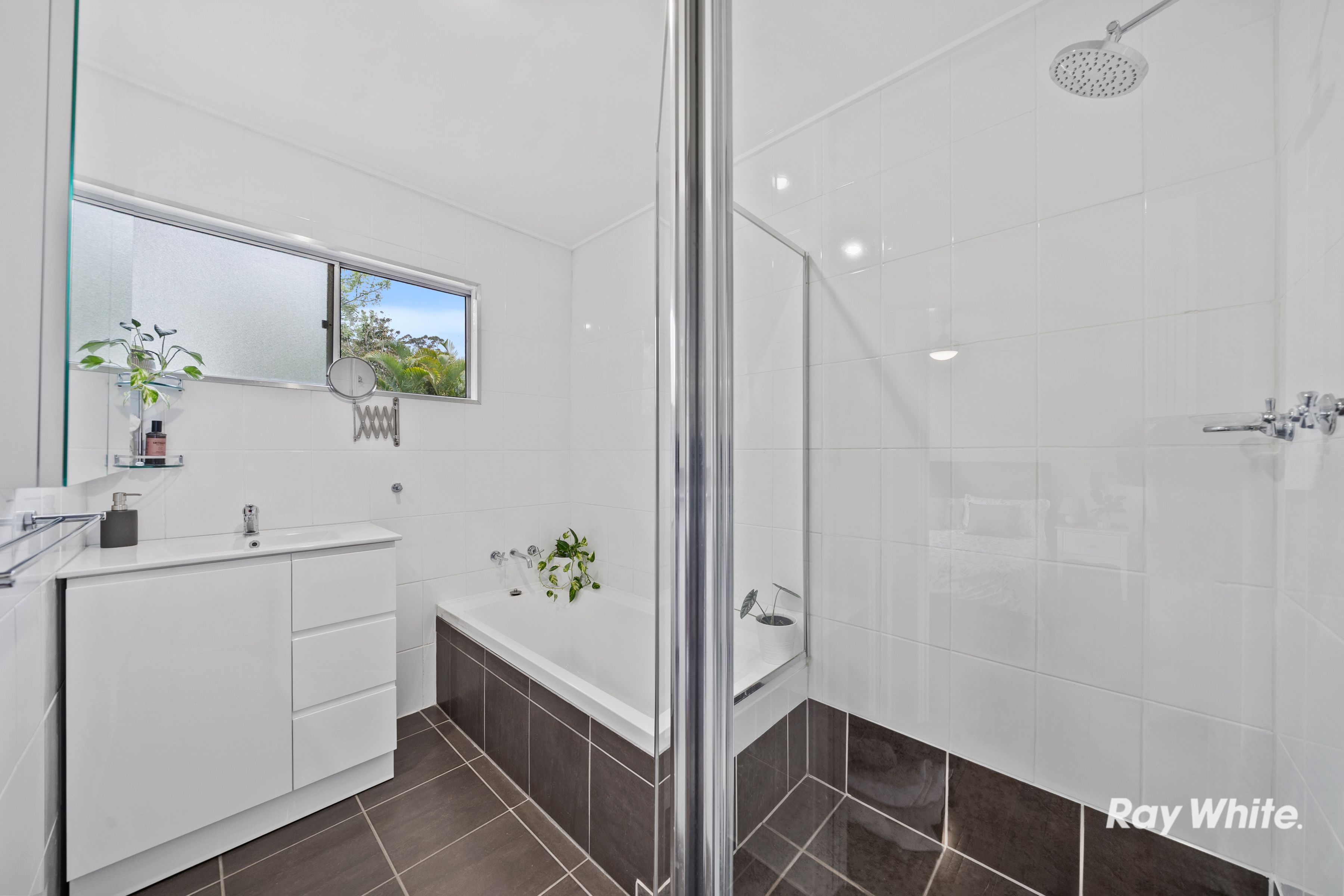 23 Little John Street — photo 19 of 30