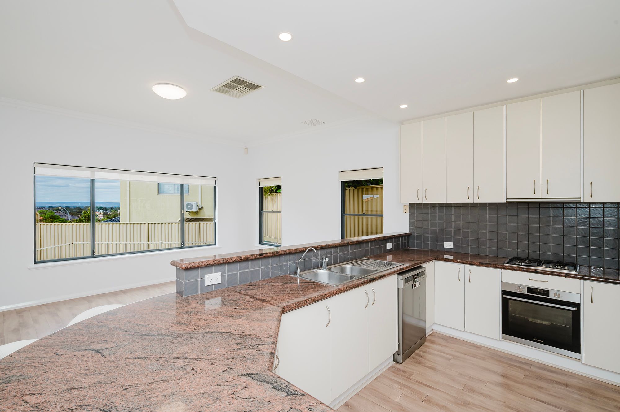 25 Eora Creek Terrace — photo 10 of 30