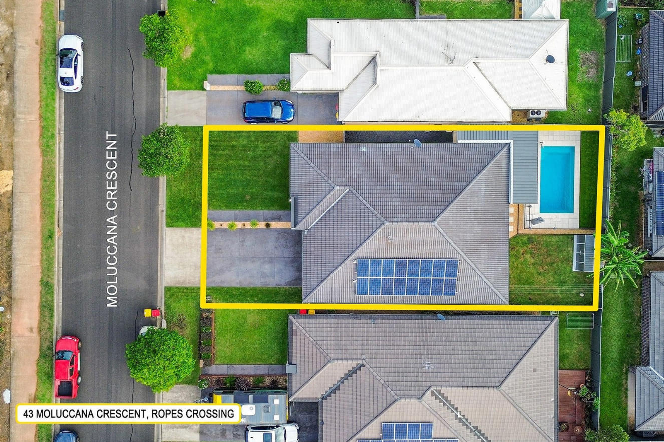 43 Moluccana Crescent — photo 13 of 14