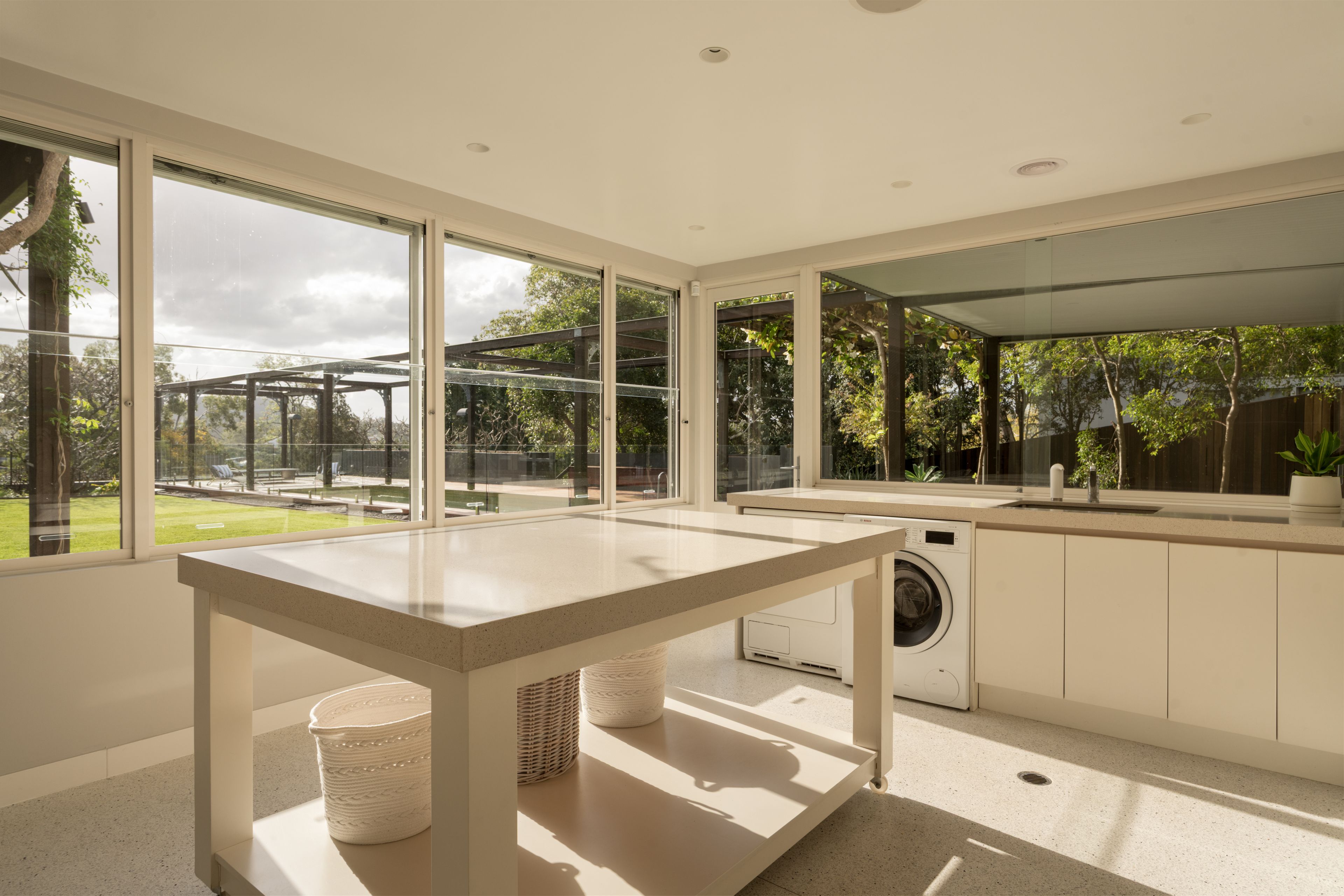 An Inner-City Estate of Extraordinary Proportions — photo 22 of 26
