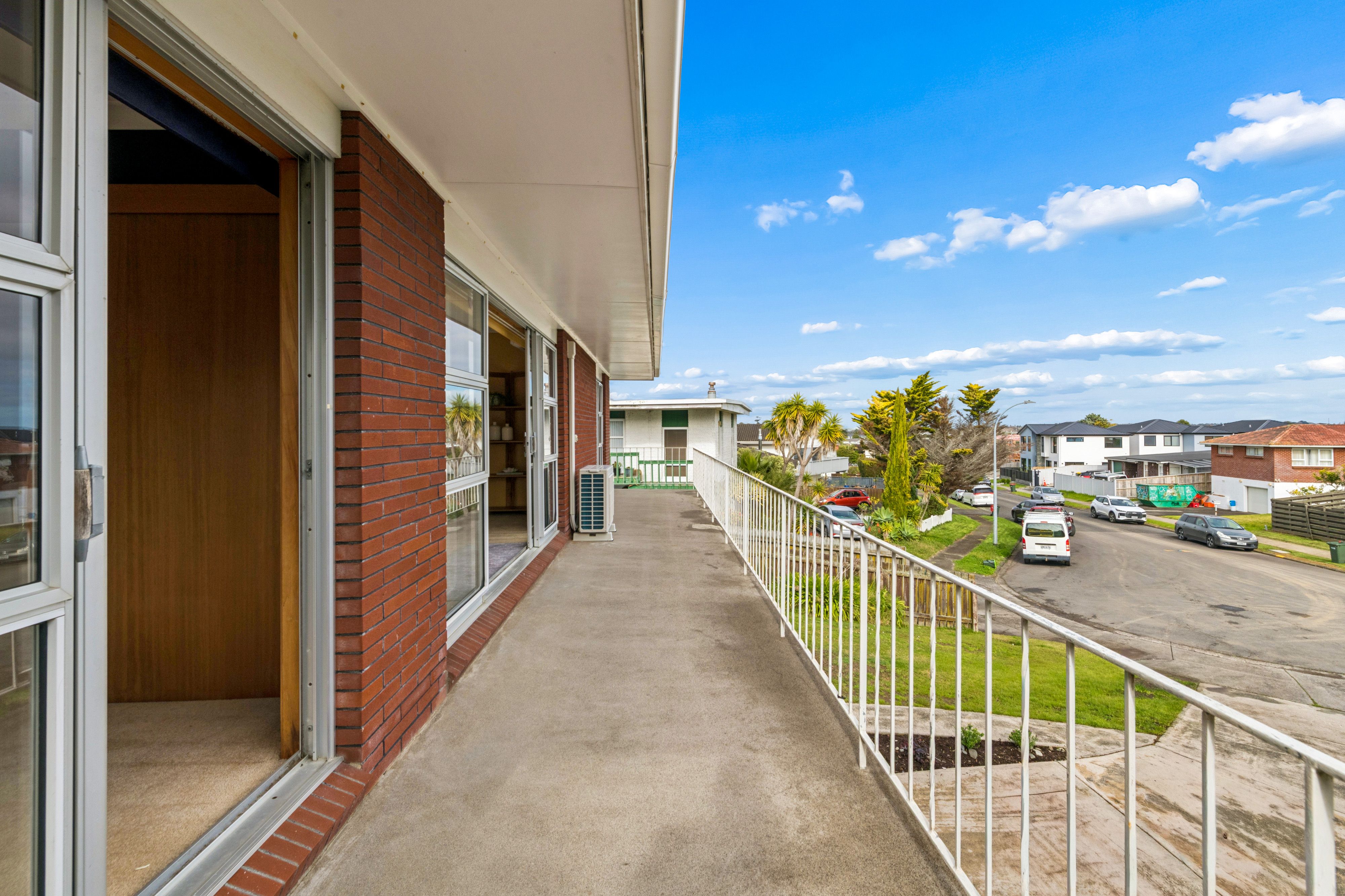 27 Vanbrugh Place, Bucklands Beach, Manukau City