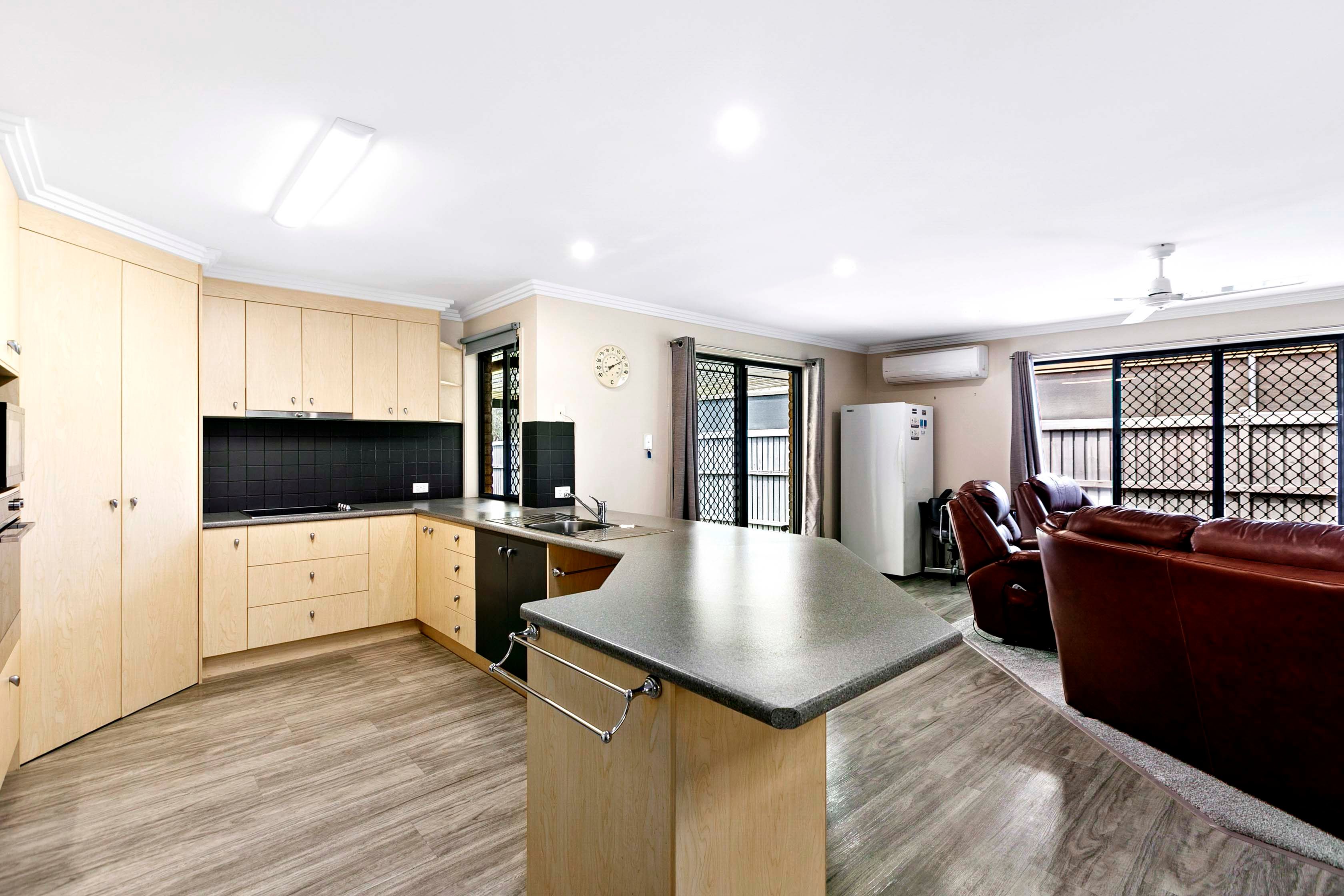 81 Washington Drive — photo 6 of 30