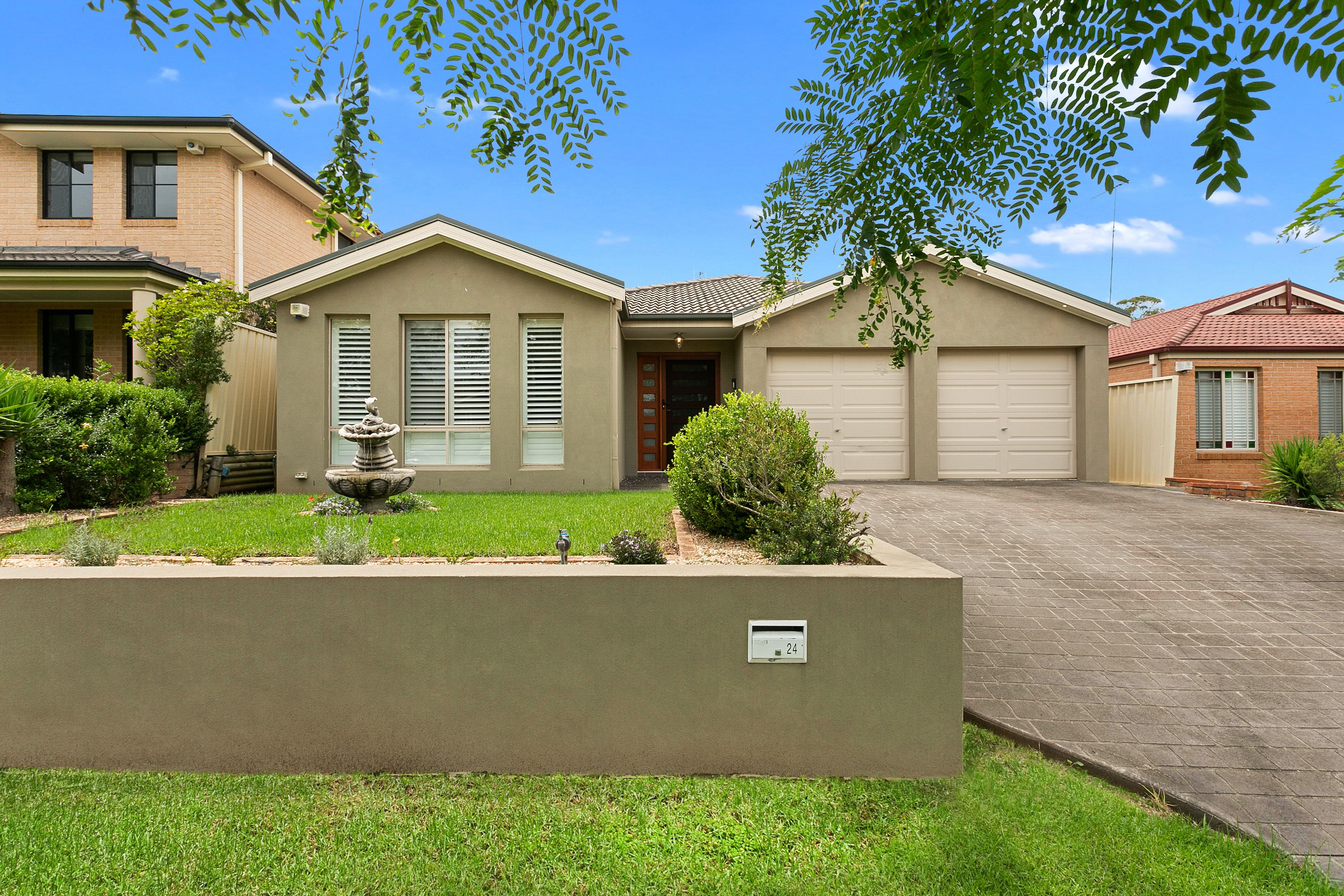 24 Lord Eldon Drive, Harrington Park, NSW 2567