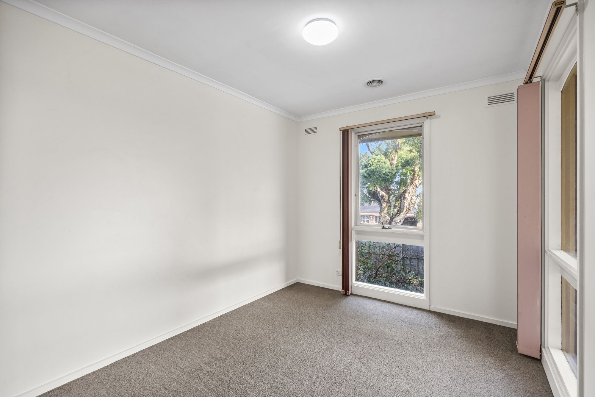 140 Albert Road — photo 13 of 17