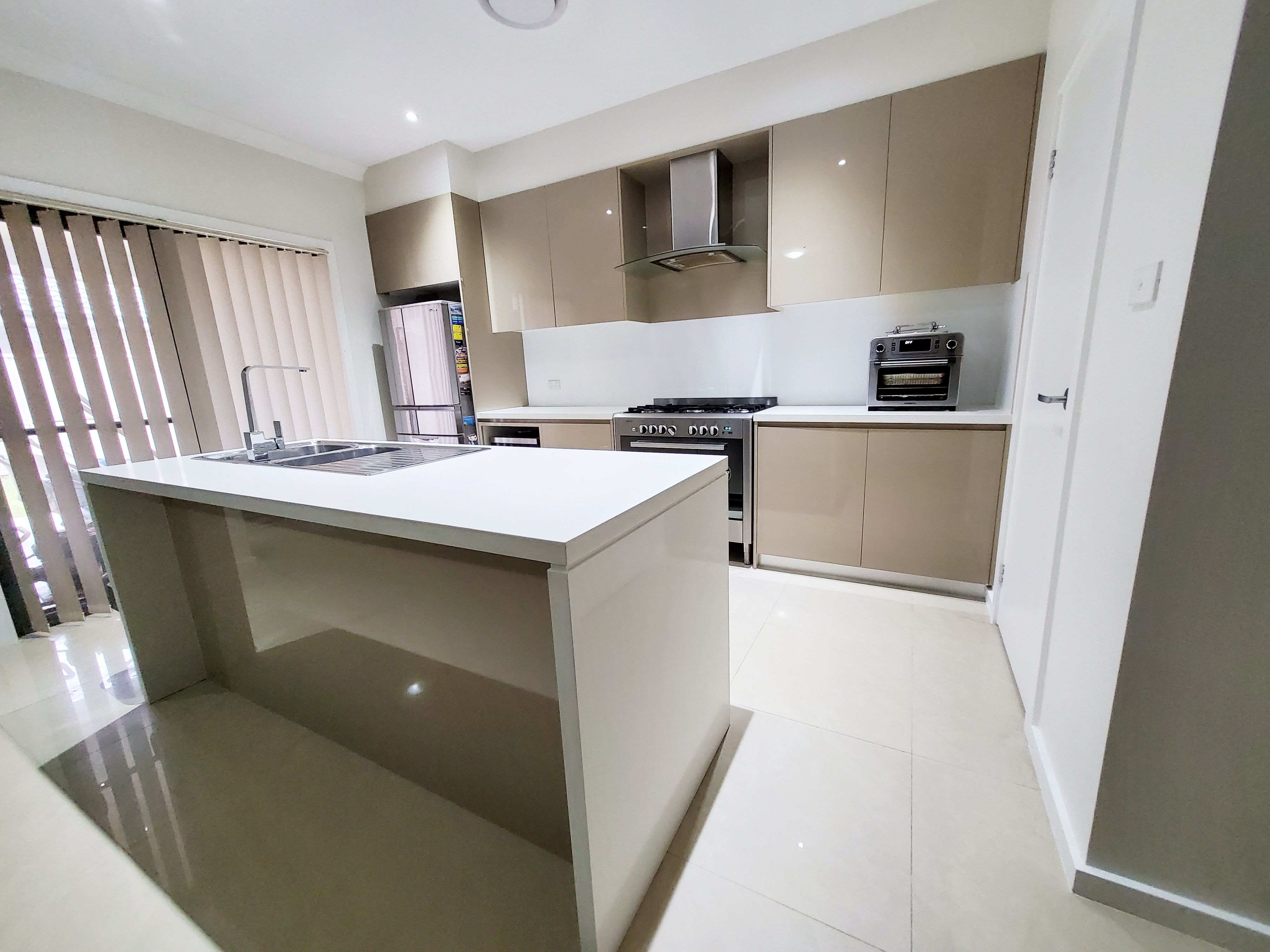 1 Nabilla Street, JORDAN SPRINGS, NSW 2747