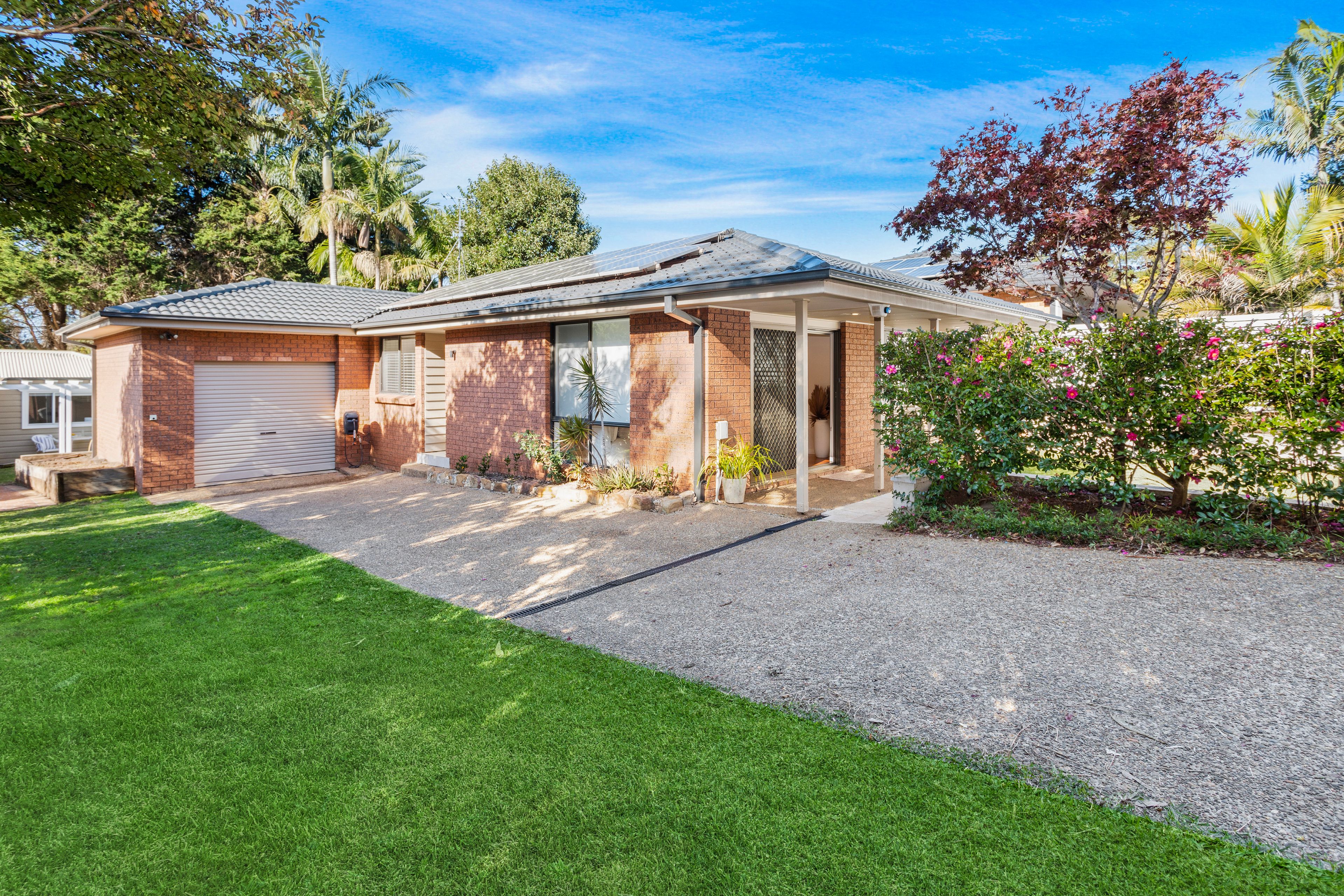 6 Cameron Crescent, Kiama Downs NSW 2533