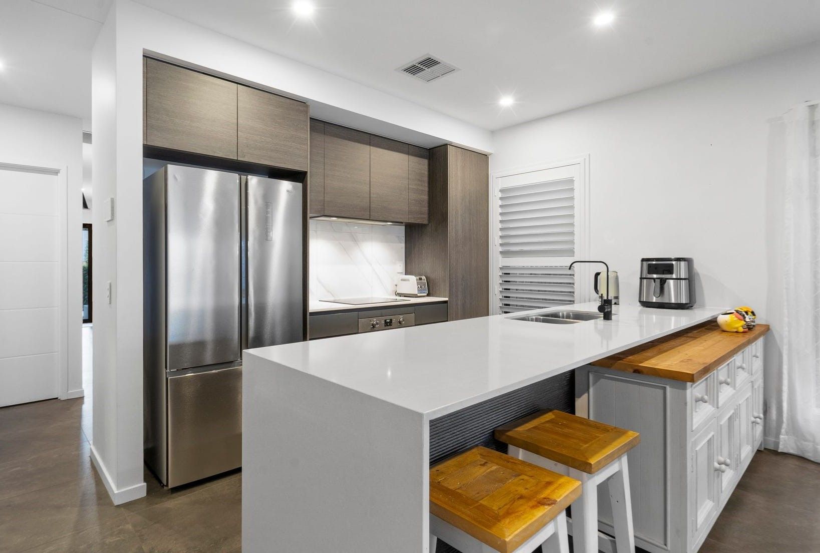 4 Melitta Street — photo 3 of 18