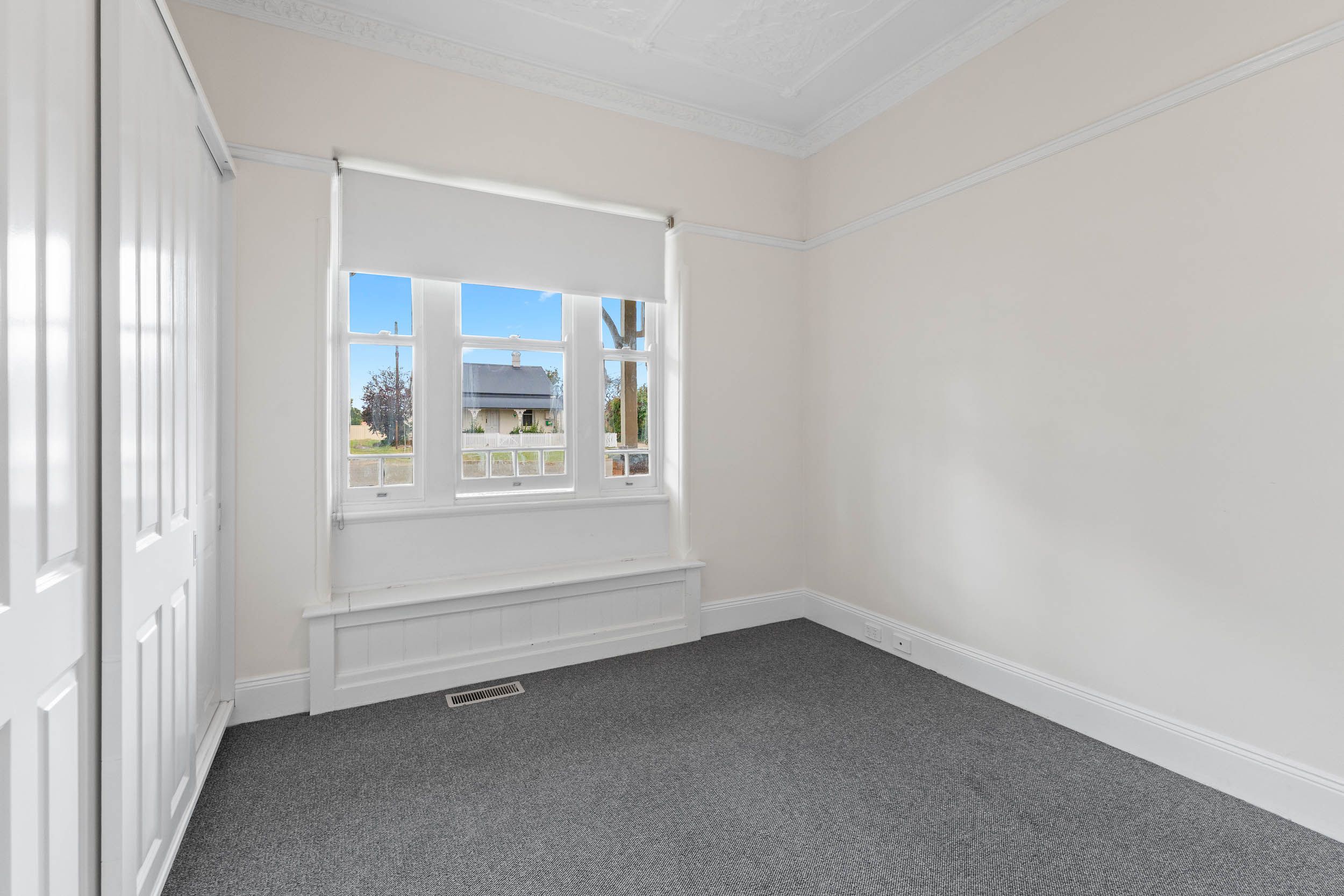 116 Addison Street — photo 3 of 8