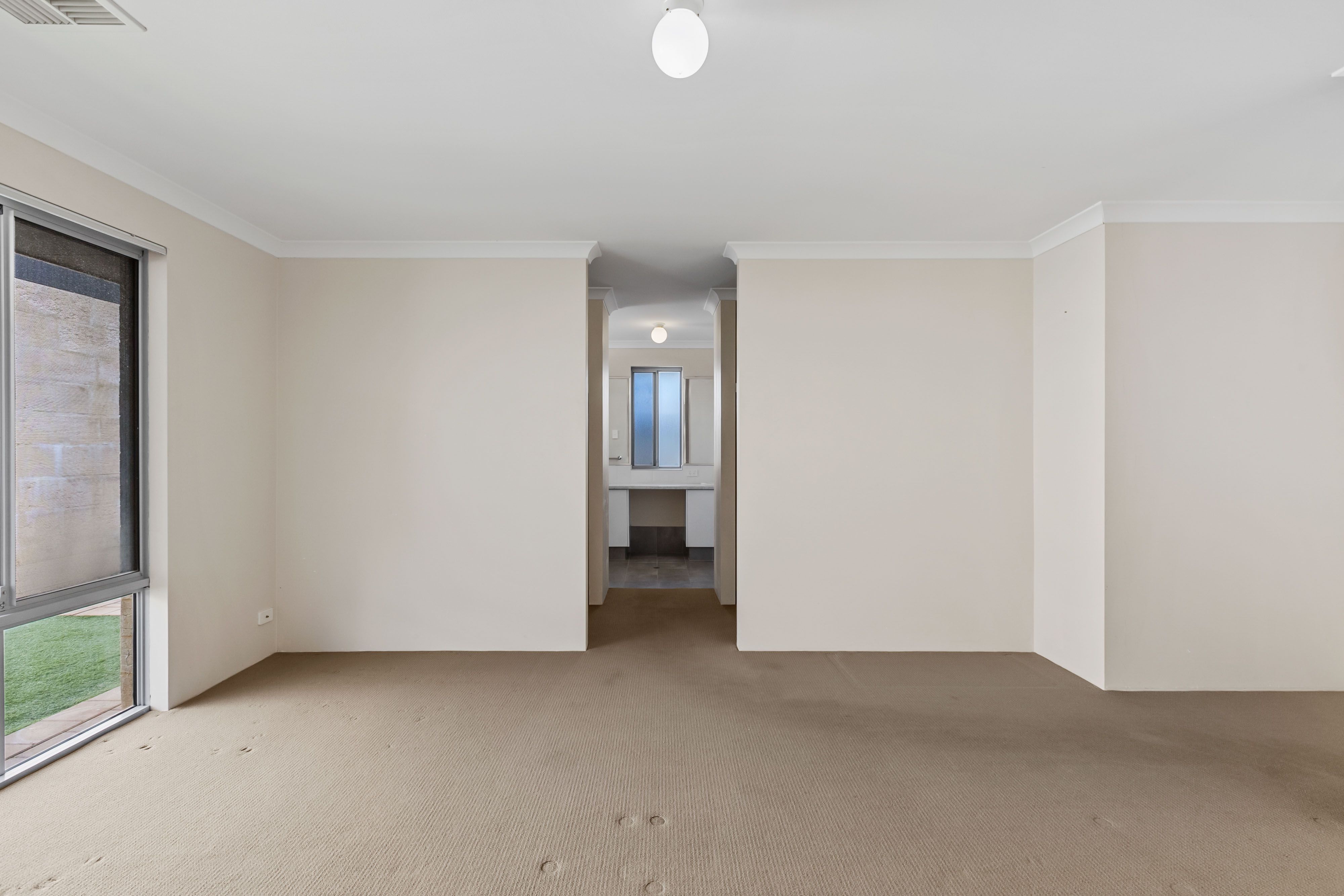 59 Equinox Avenue — photo 13 of 30