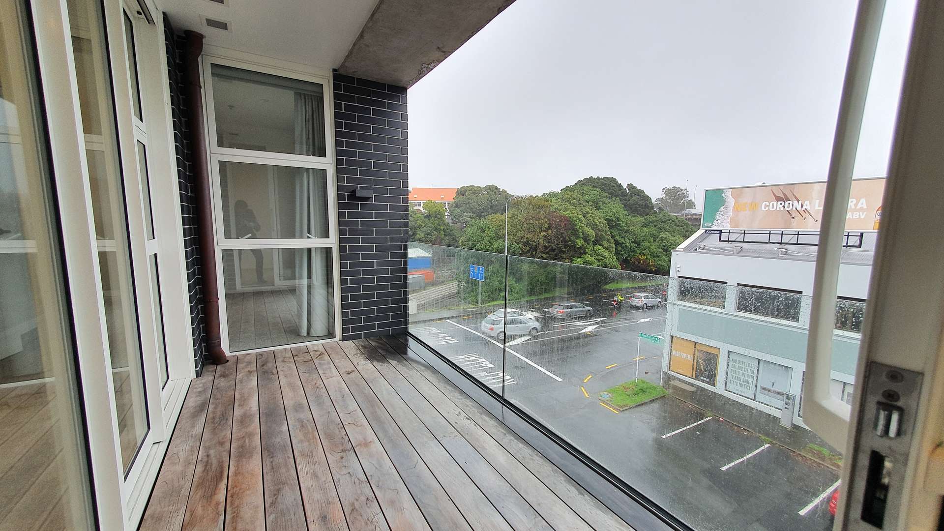 203/246 Khyber Pass Road photo 2