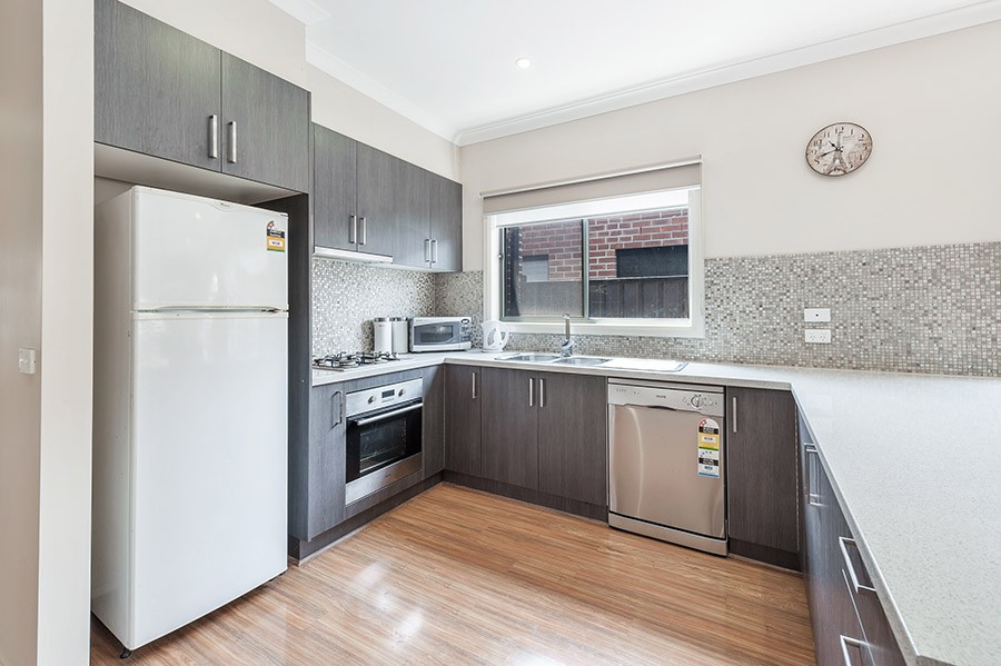 13 Moor Park Drive, Craigieburn, VIC 3064