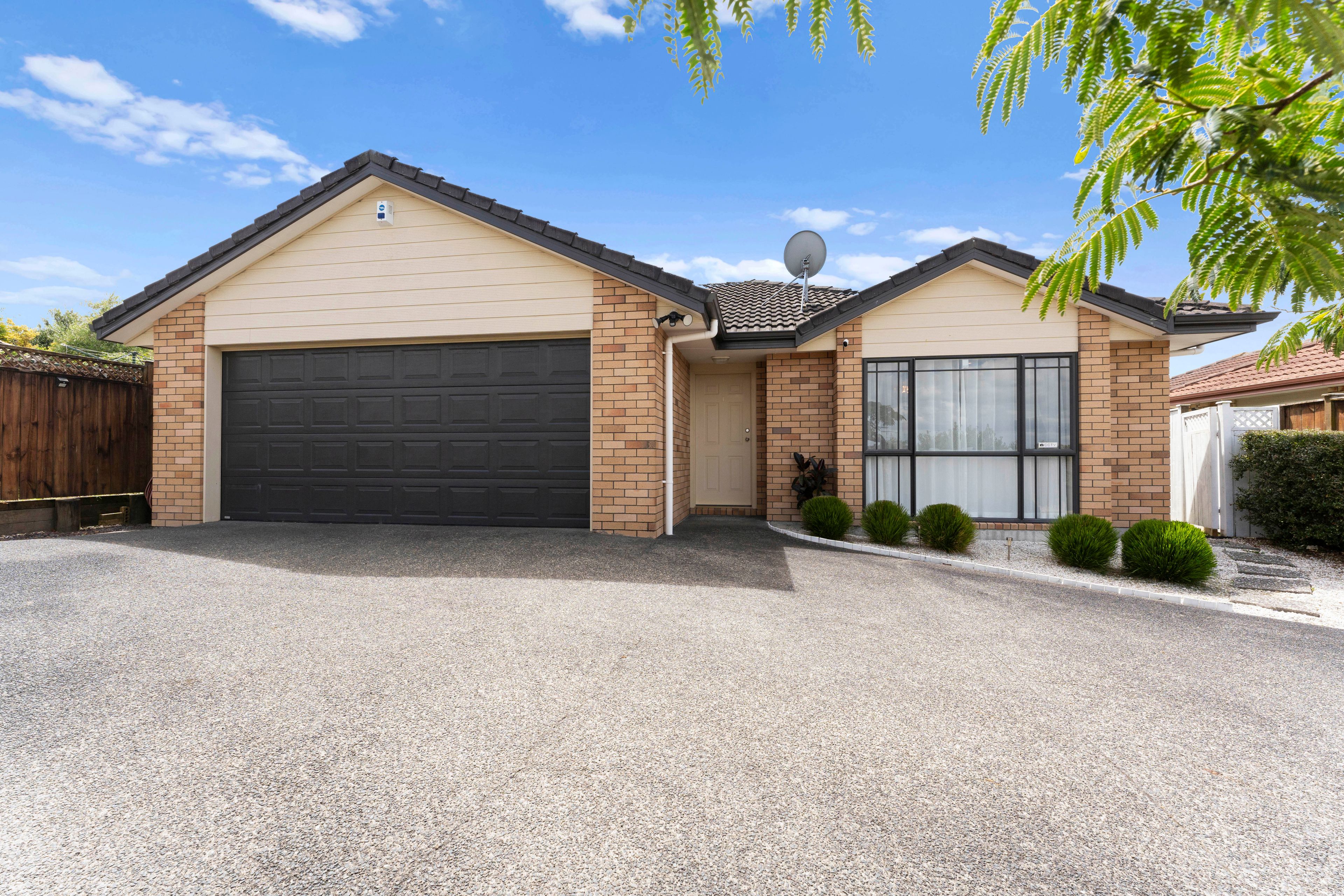30 Skelton Avenue, Randwick Park, Manukau City