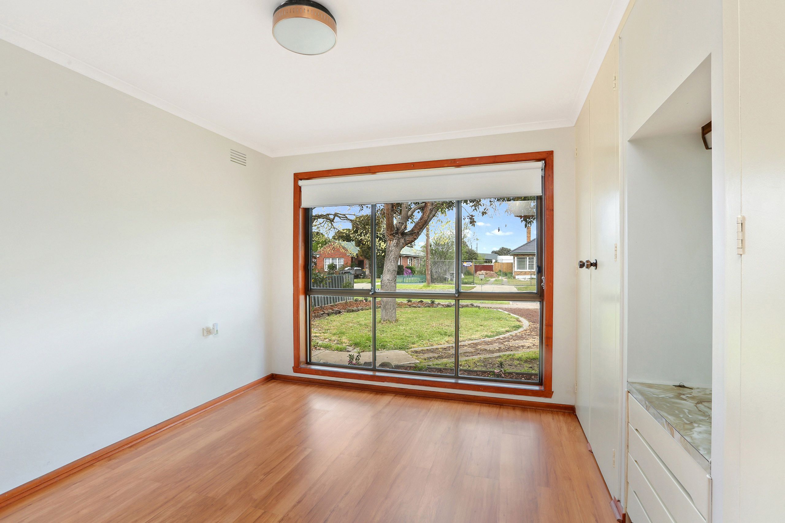 1 Pine Avenue, North Shore, VIC 3214