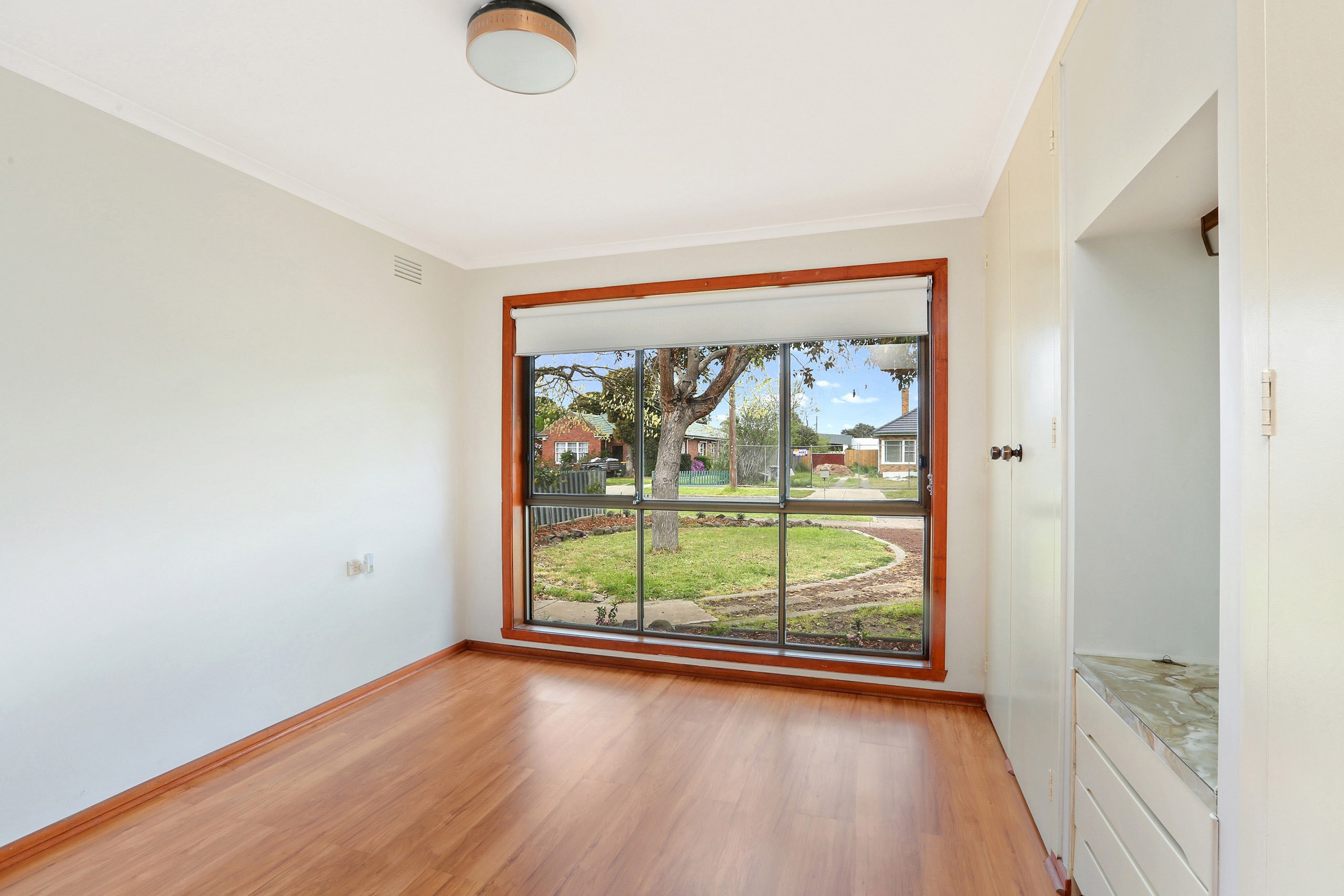 1 Pine Avenue, North Shore, VIC 3214