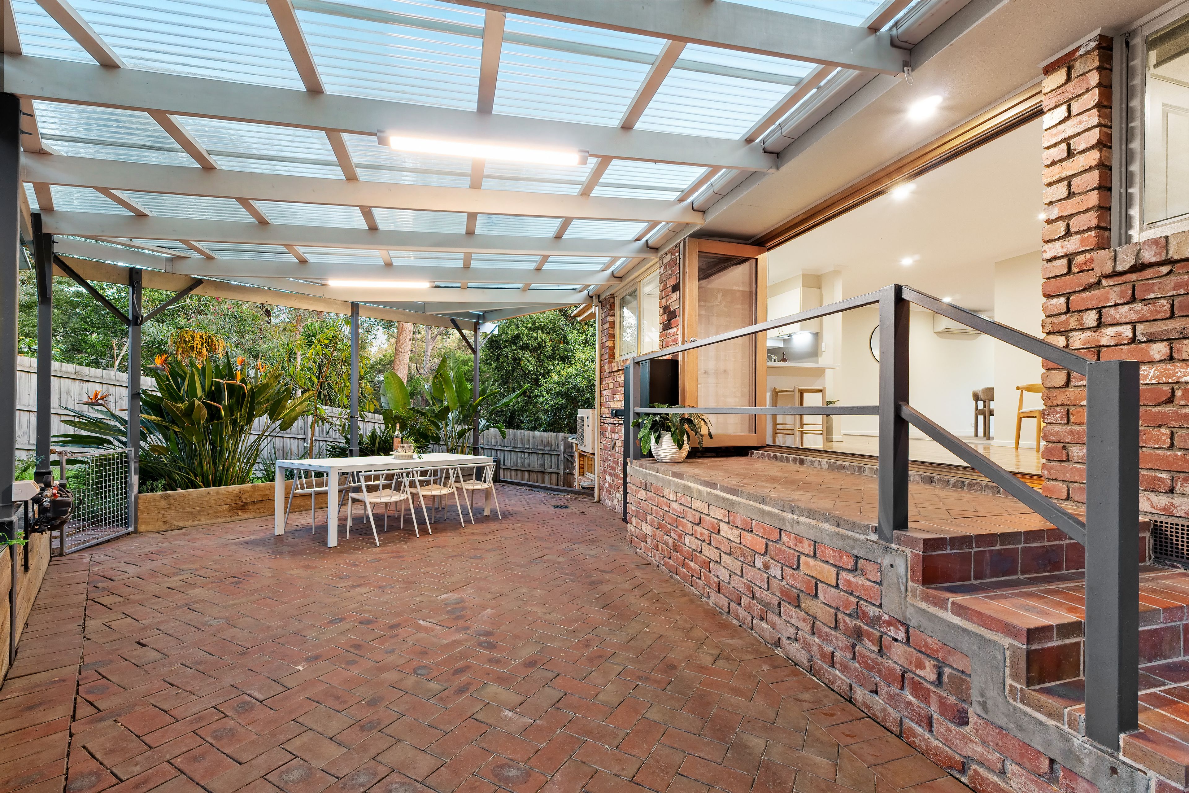 30 Mccarthy Grove — photo 12 of 14
