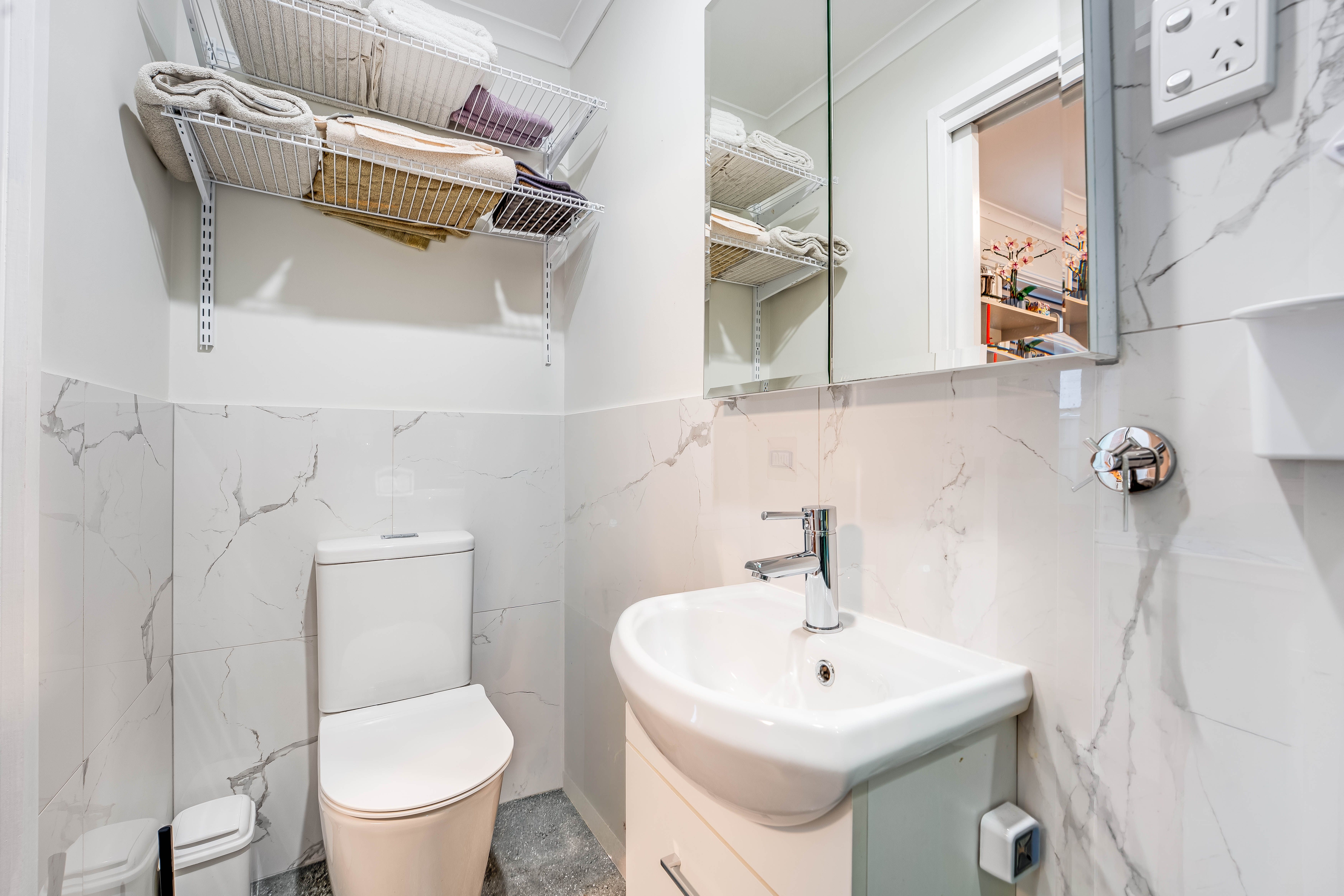 585 Kemp Street — photo 16 of 30