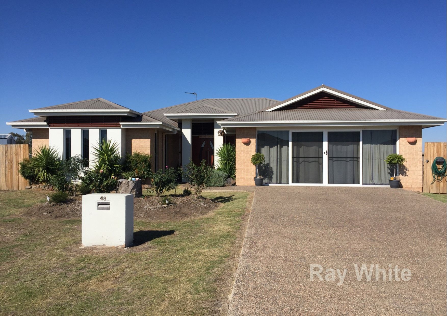 48 Diggers Drive, Dalby QLD 4405