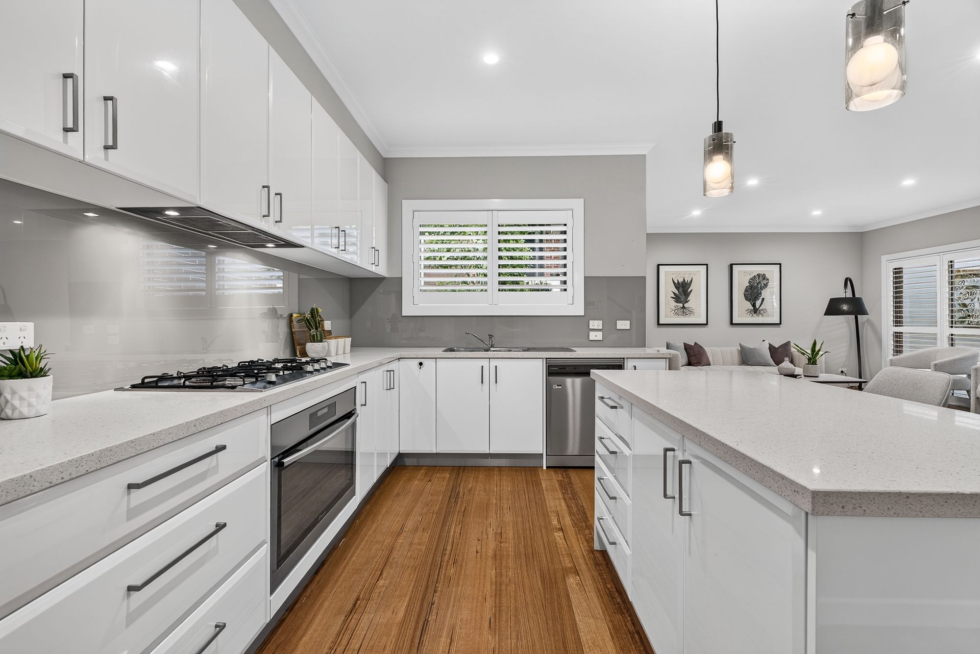 28 Waratah Avenue — photo 6 of 17