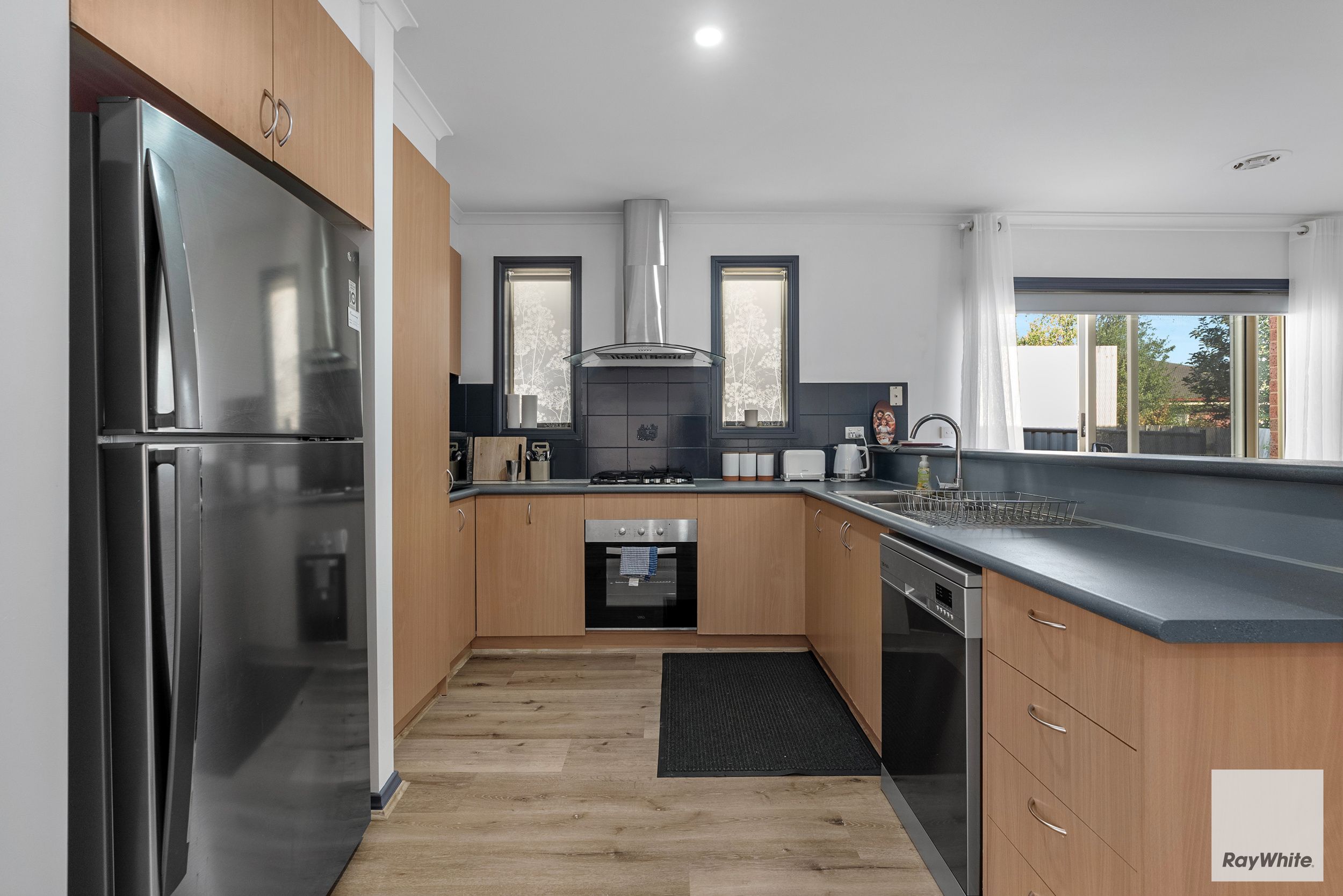 1/57 Allenby Road — photo 4 of 9