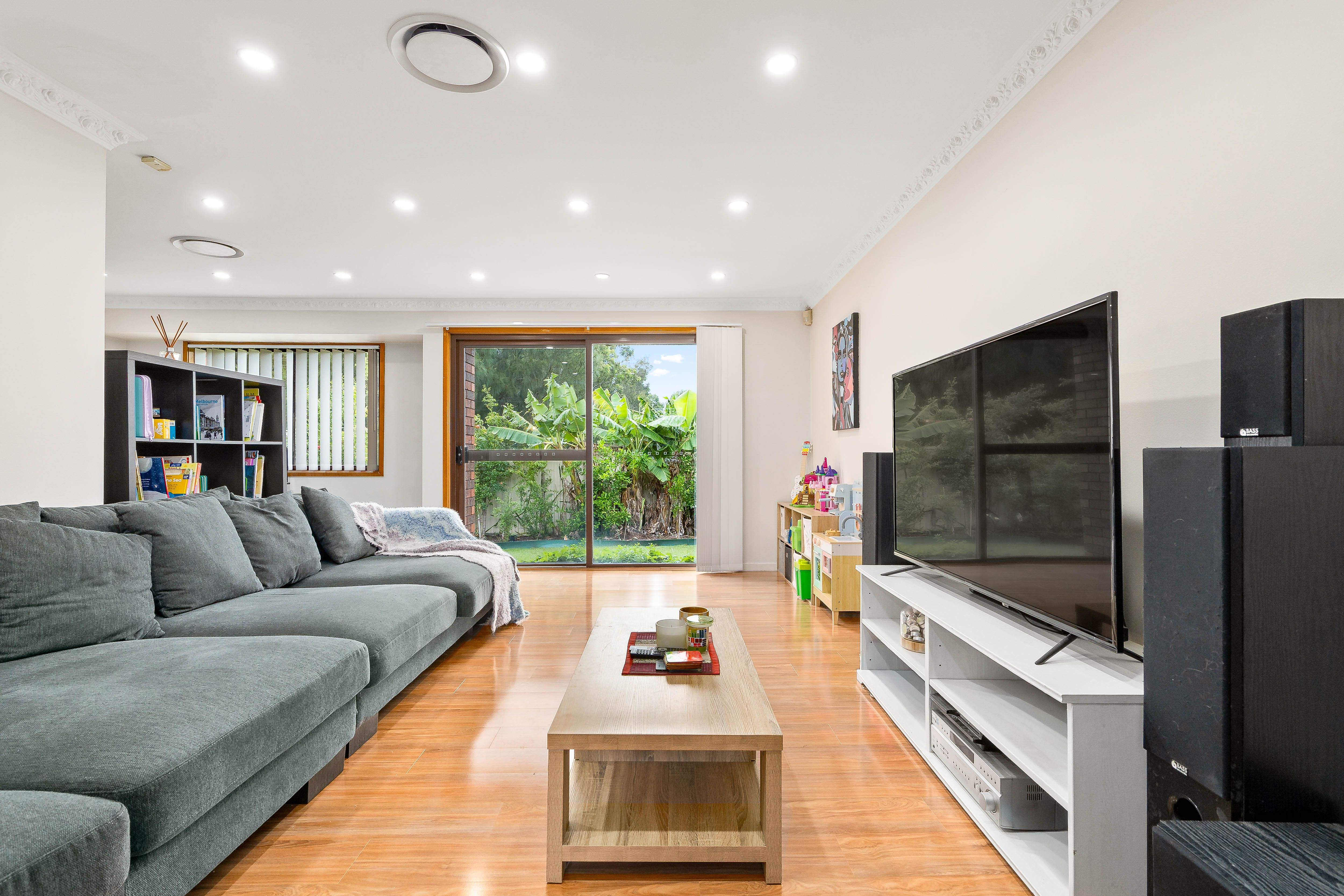 4 Meredith Close, Fairfield, NSW 2165