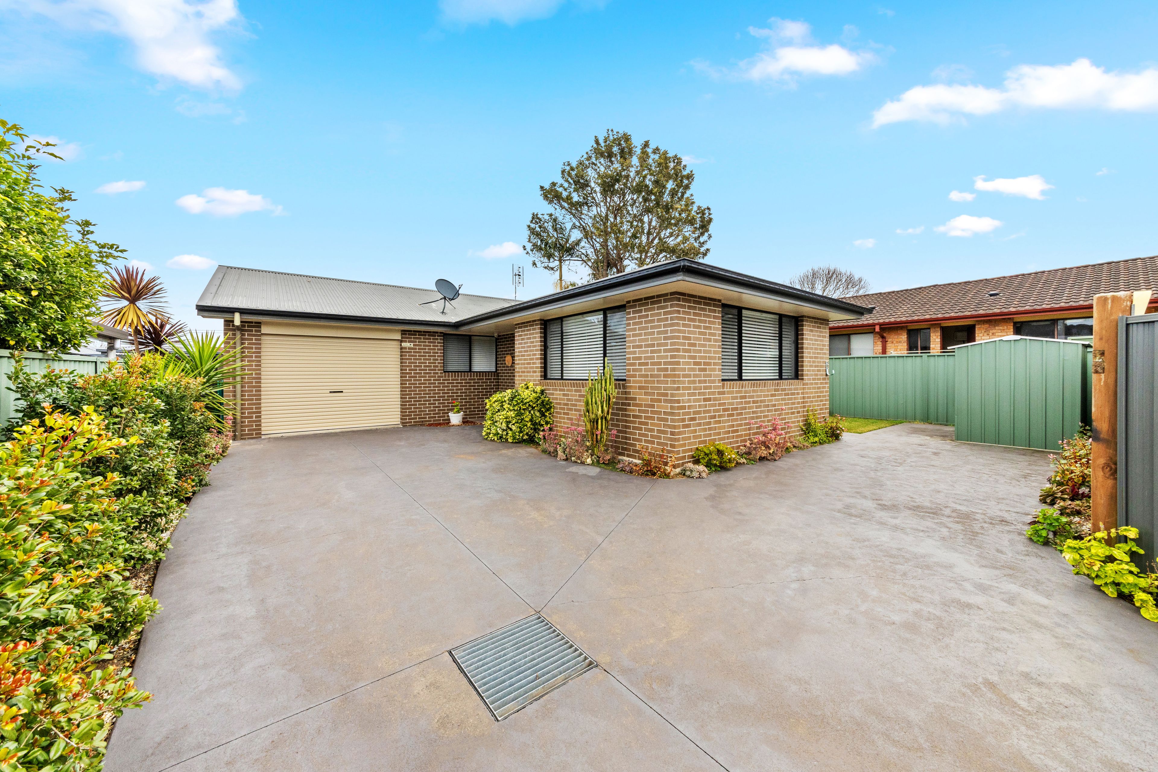 16B Kalulah Avenue, Gorokan NSW 2263