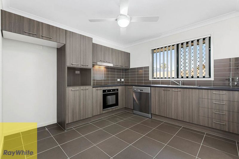 48 A Stringybark Street, Regents Park, QLD 4118
