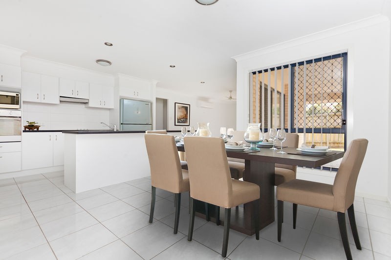 44 Pentecost Place, Redland Bay, QLD 4165