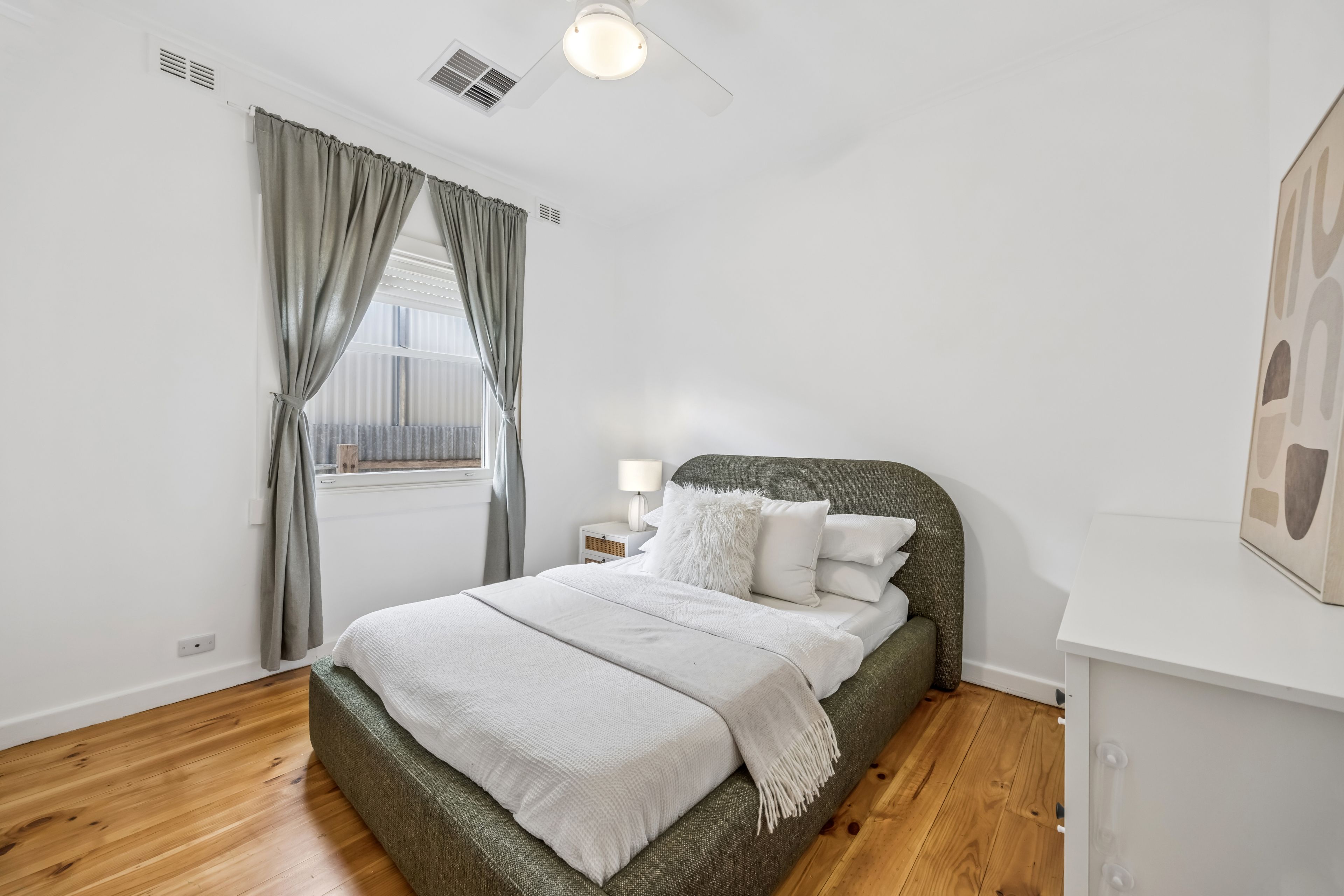 12 Victoria Street — photo 9 of 16