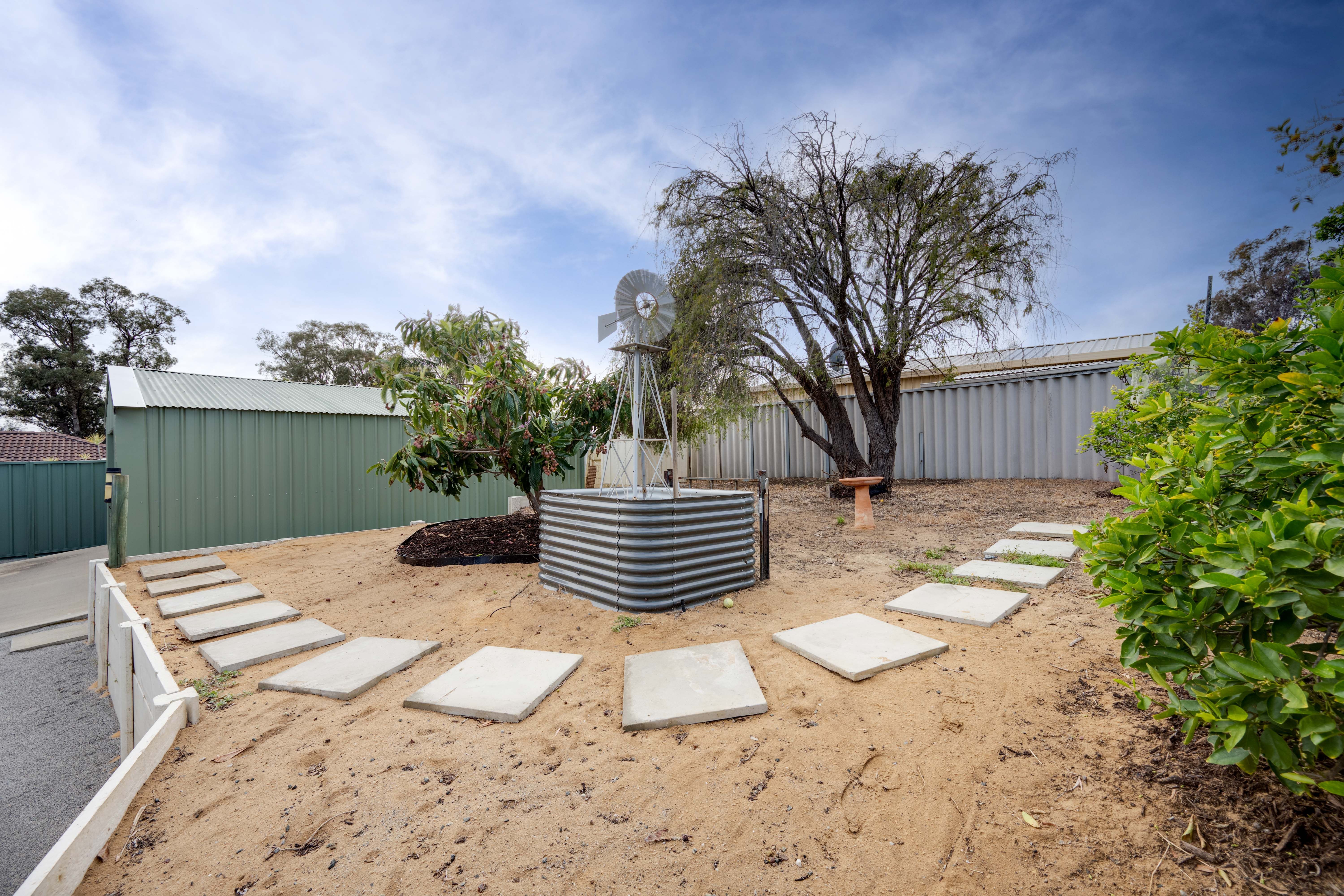 10 Gimbon Green — photo 26 of 27