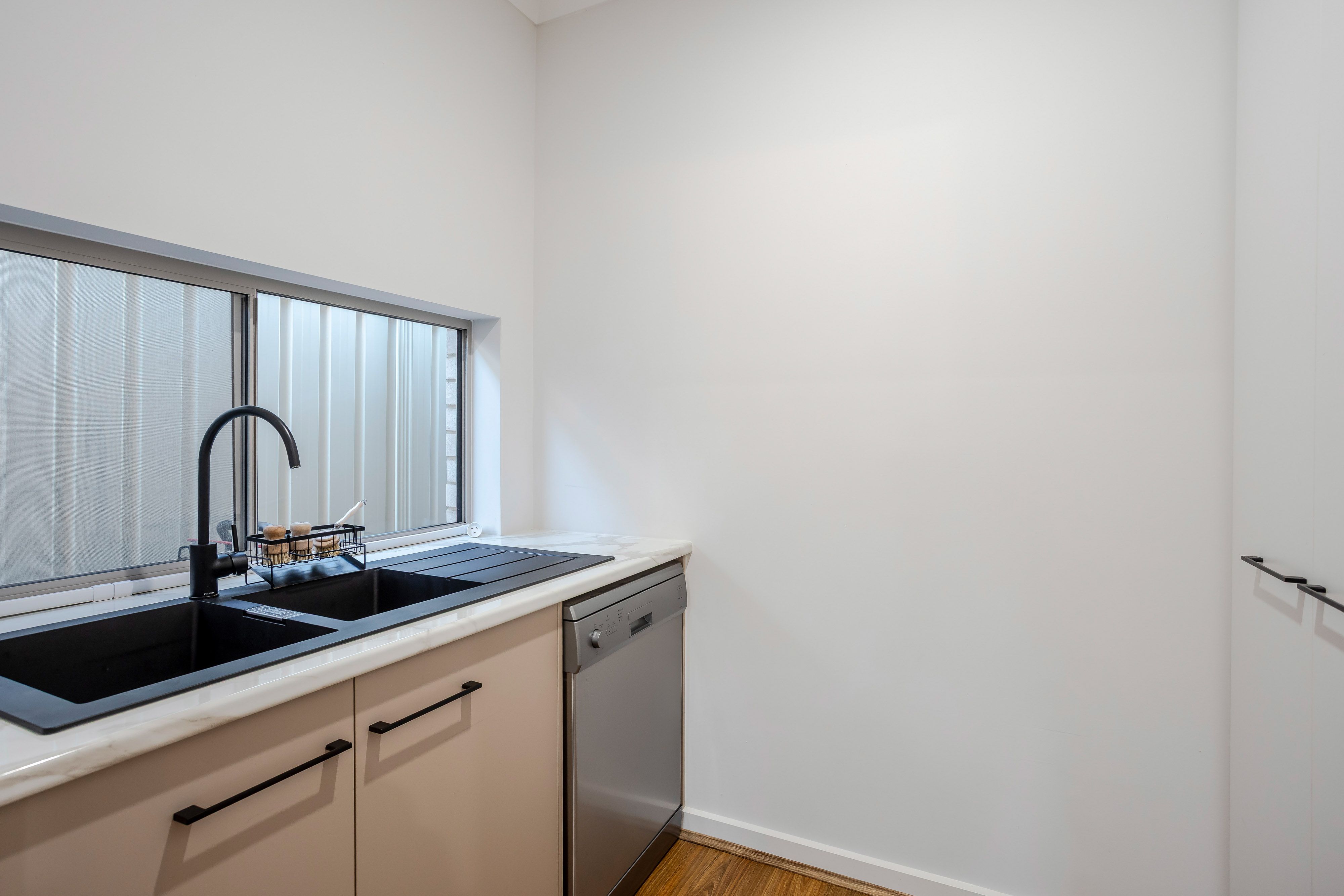 41 Branksome Terrace — photo 13 of 21