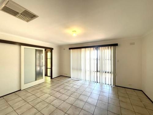 6 Parker Court — photo 2 of 15
