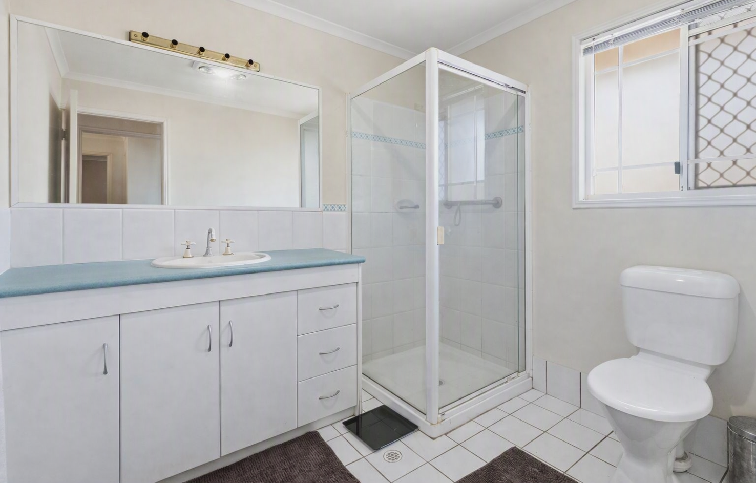 16/30 Graham Road — photo 9 of 20