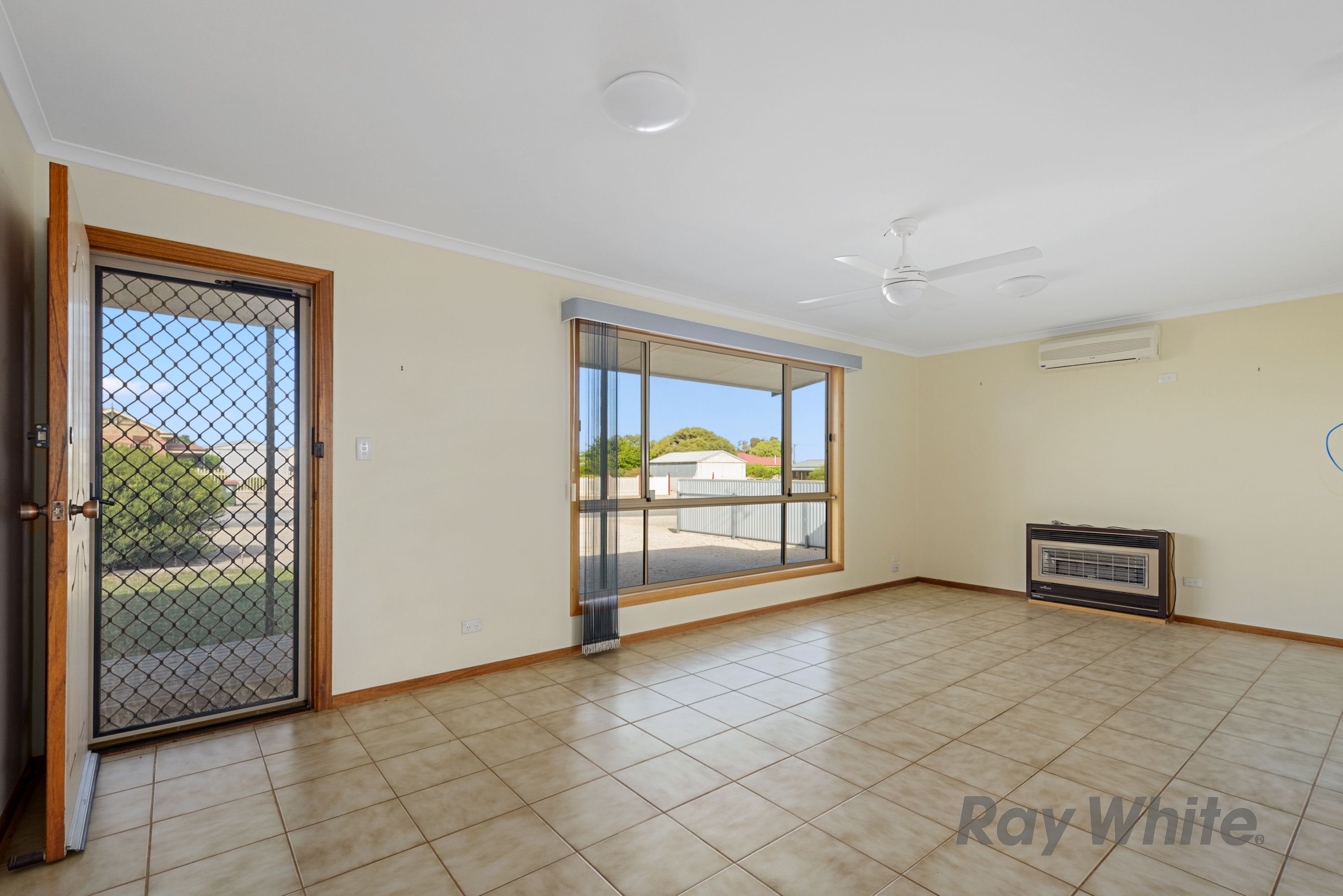 4 Weaver Street, Coobowie, SA 5583