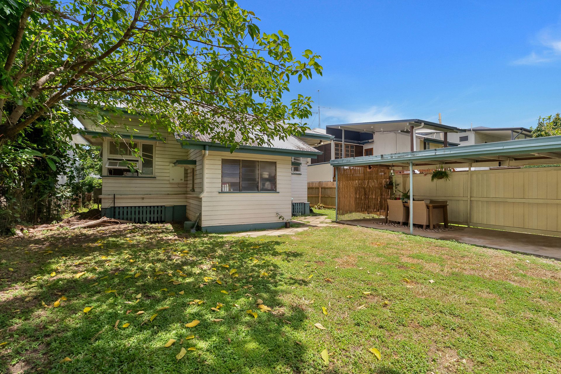 319 McLeod Street, Cairns North, QLD 4870