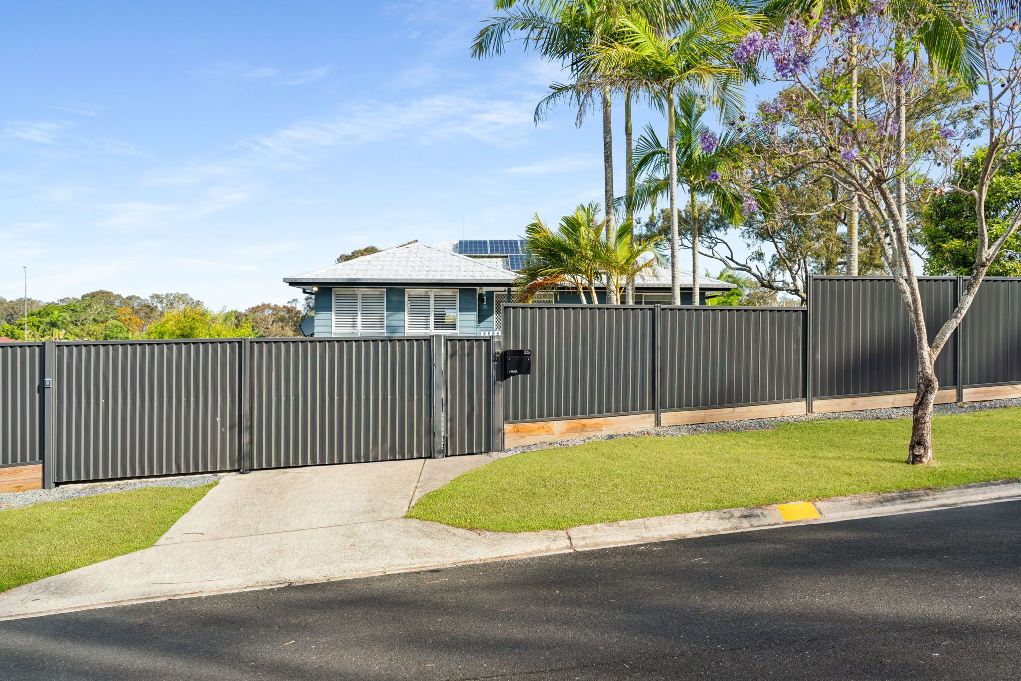 25 Lindsay Street, Loganholme, QLD 4129