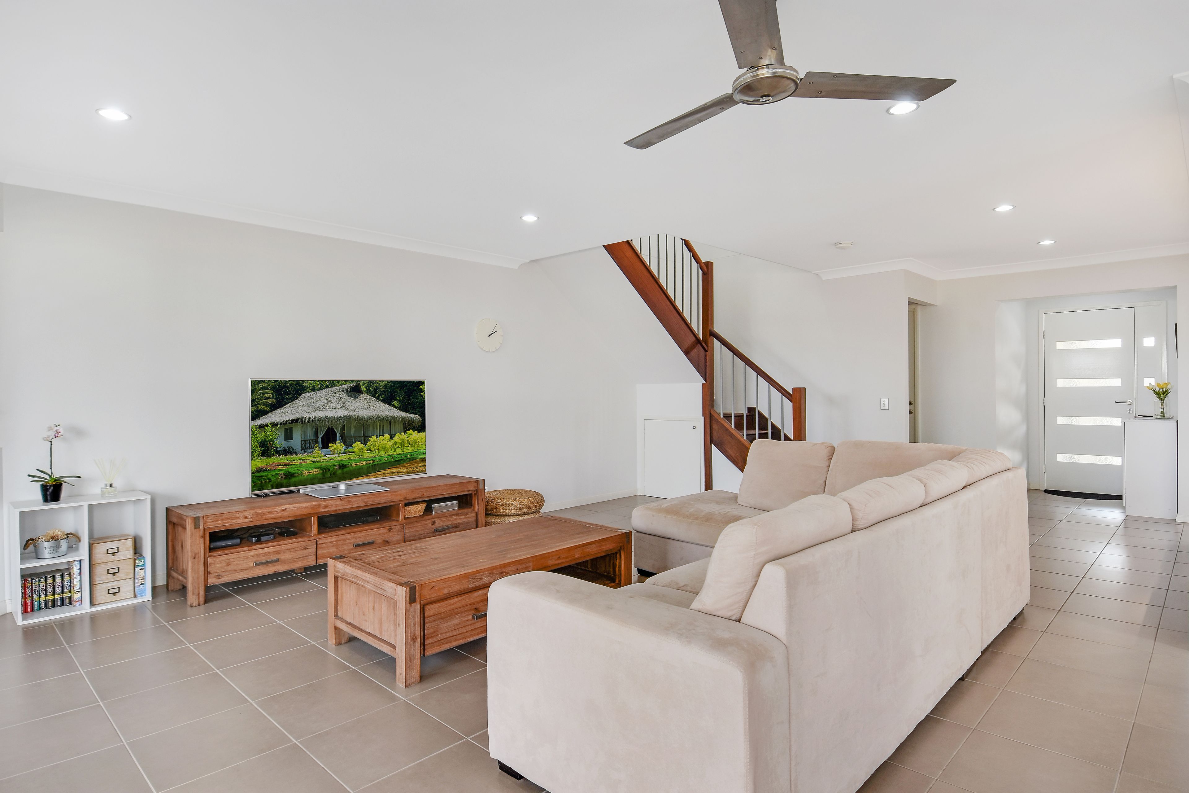 5 Valencia Boulevard, Burleigh Waters, QLD 4220