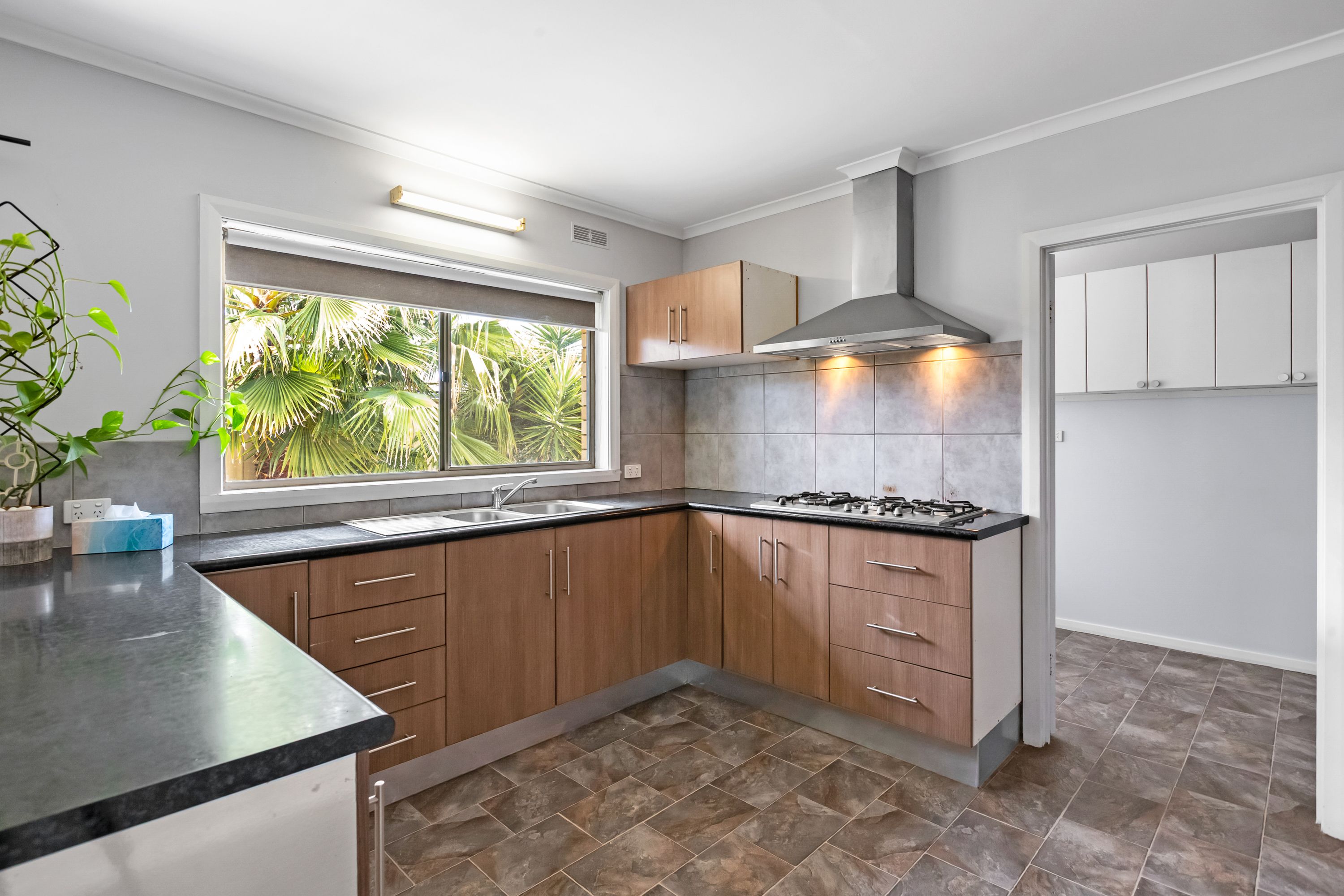 7 Euneva Drive — photo 7 of 17