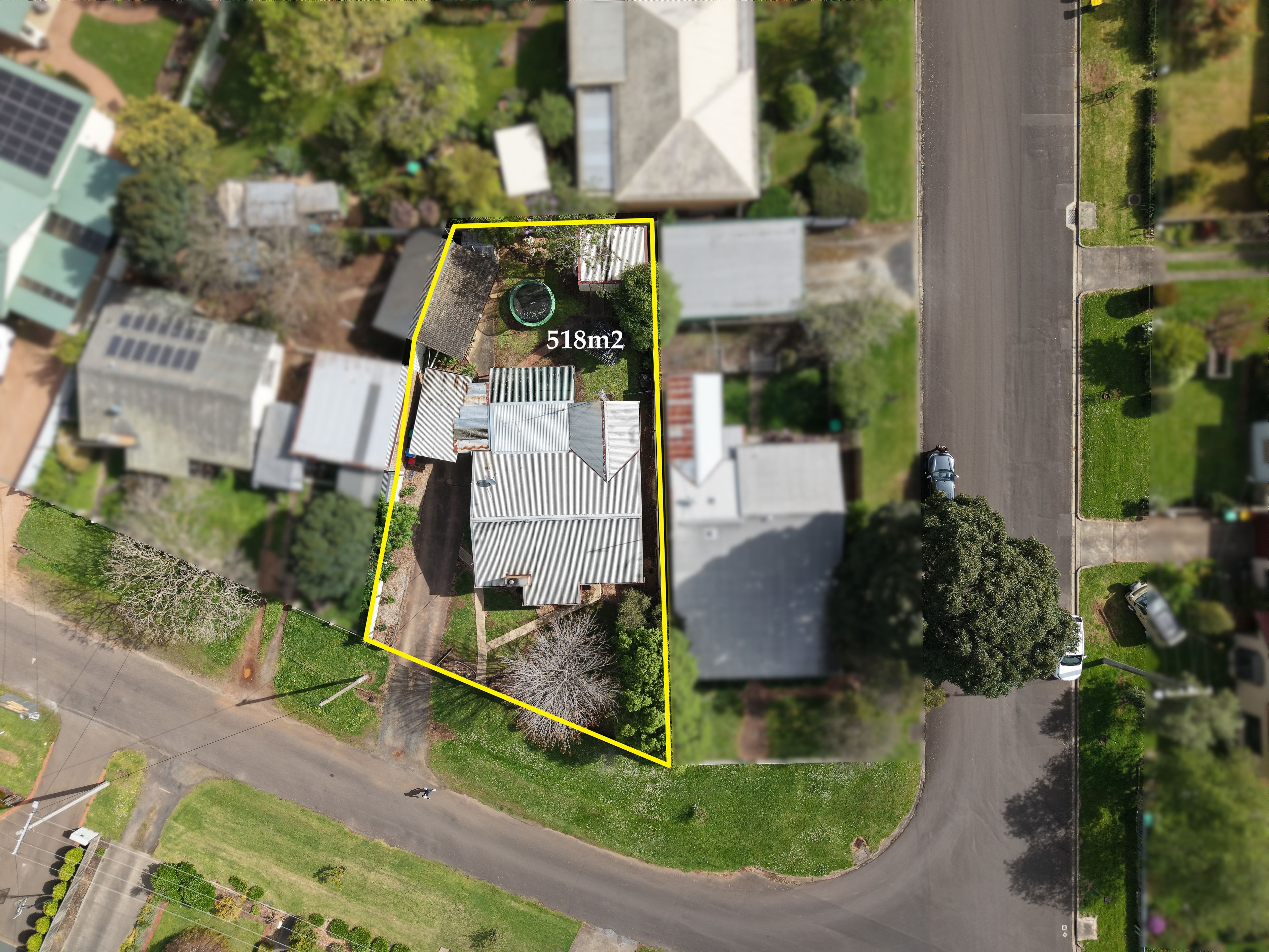 9 Bazley Street — photo 11 of 12