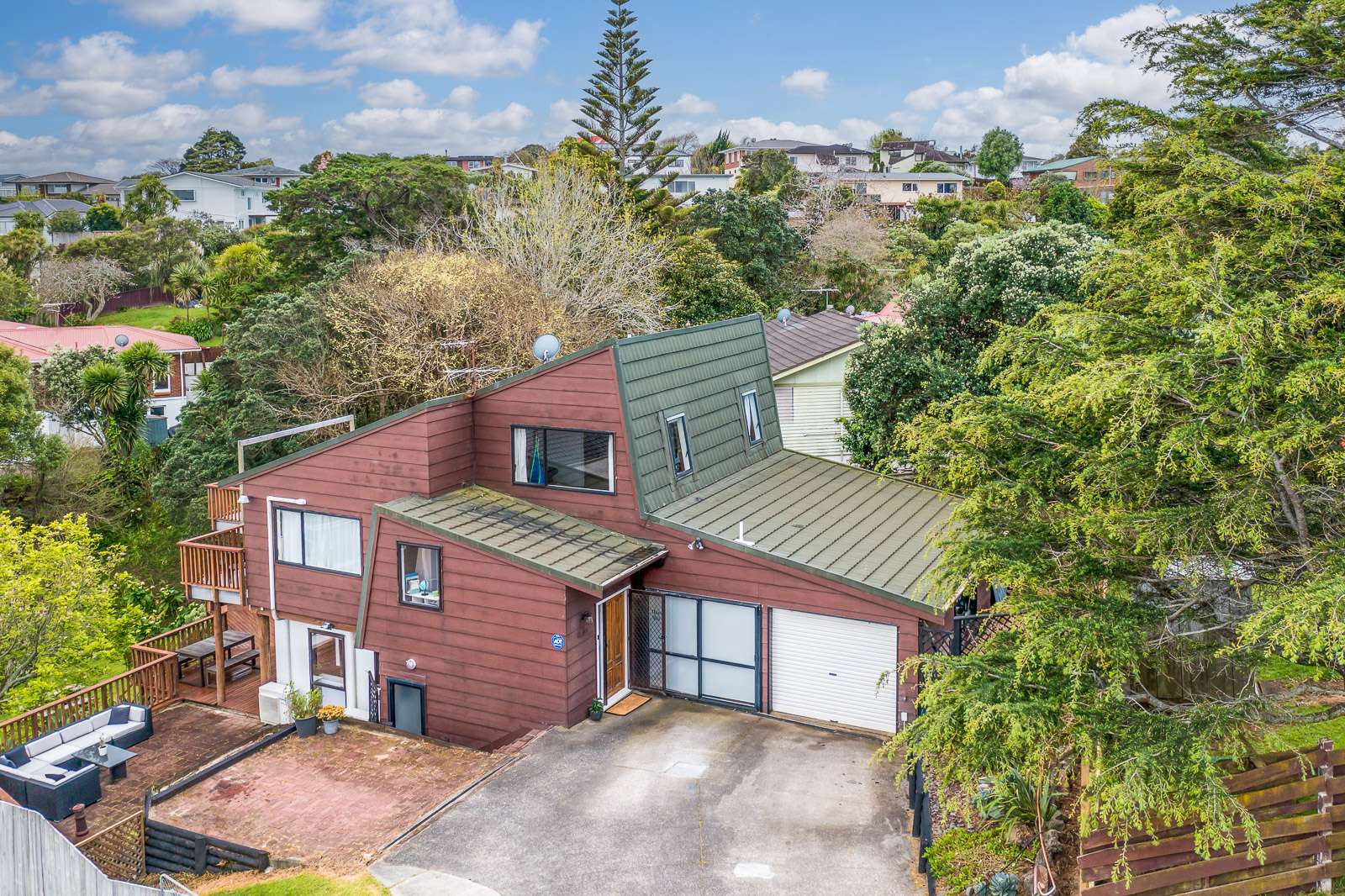 30 Te Anau Place photo 4