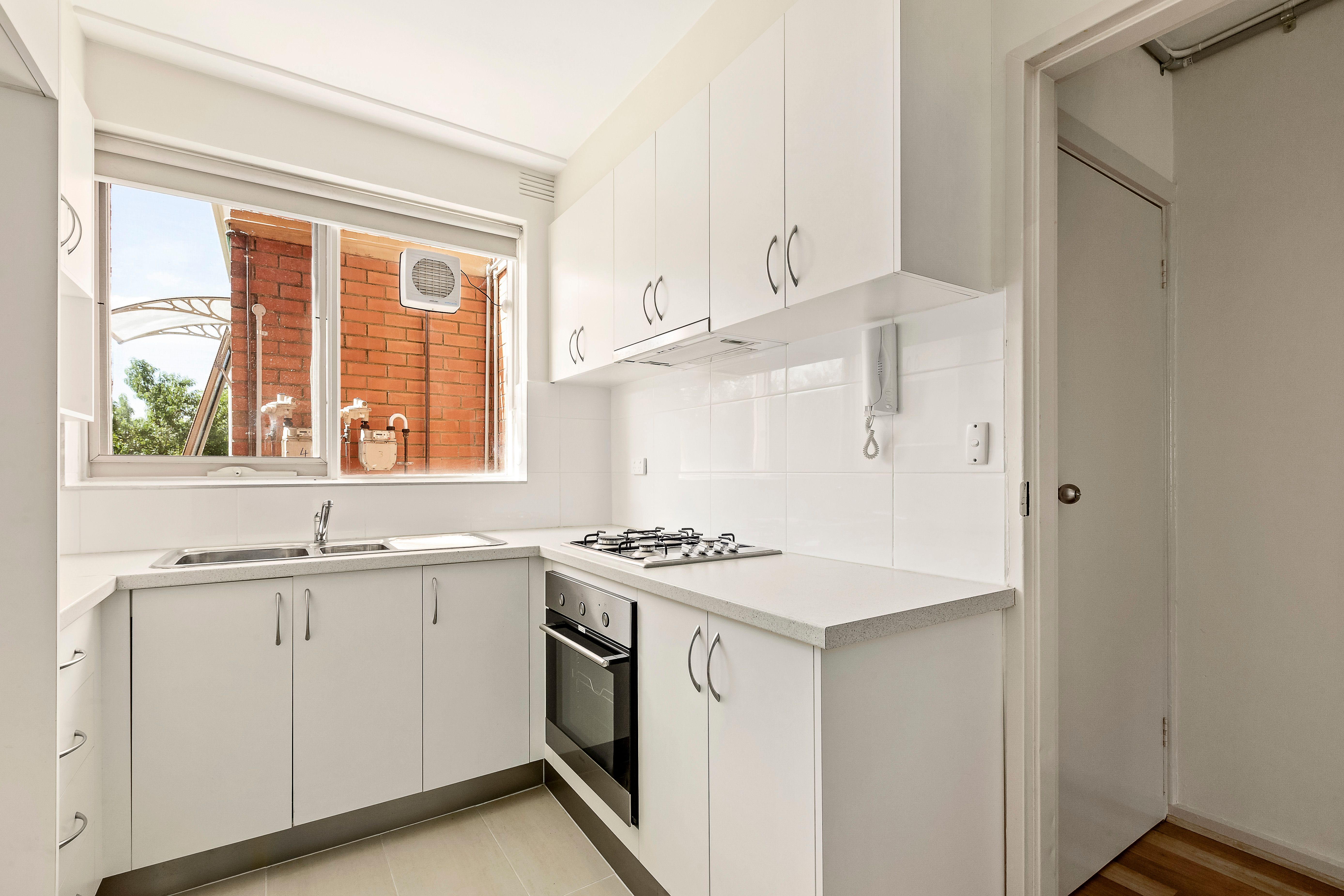 2/5 Greville Street, Oakleigh East, VIC 3166