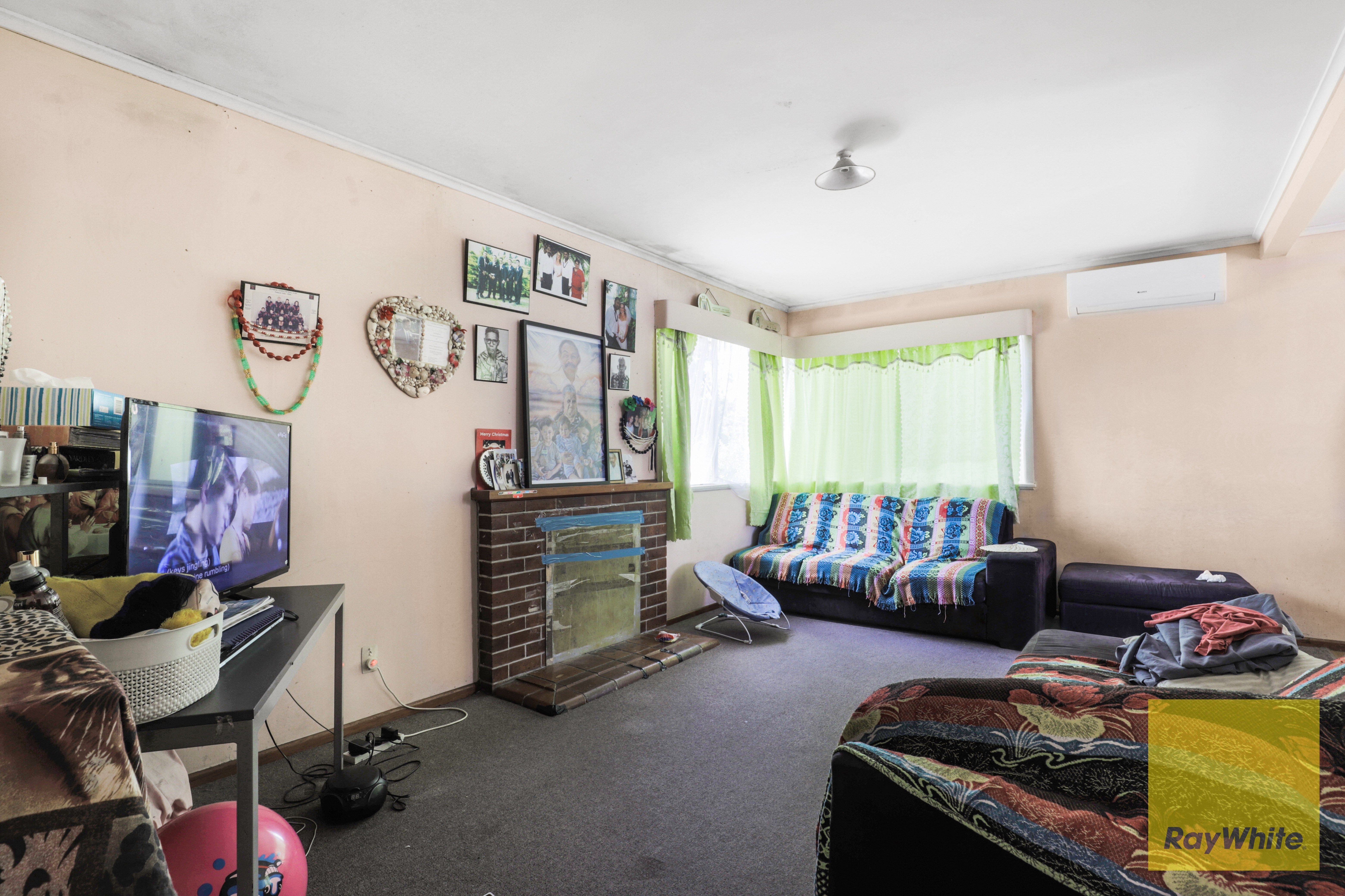 16 Laxon Avenue, Otara, Manukau City