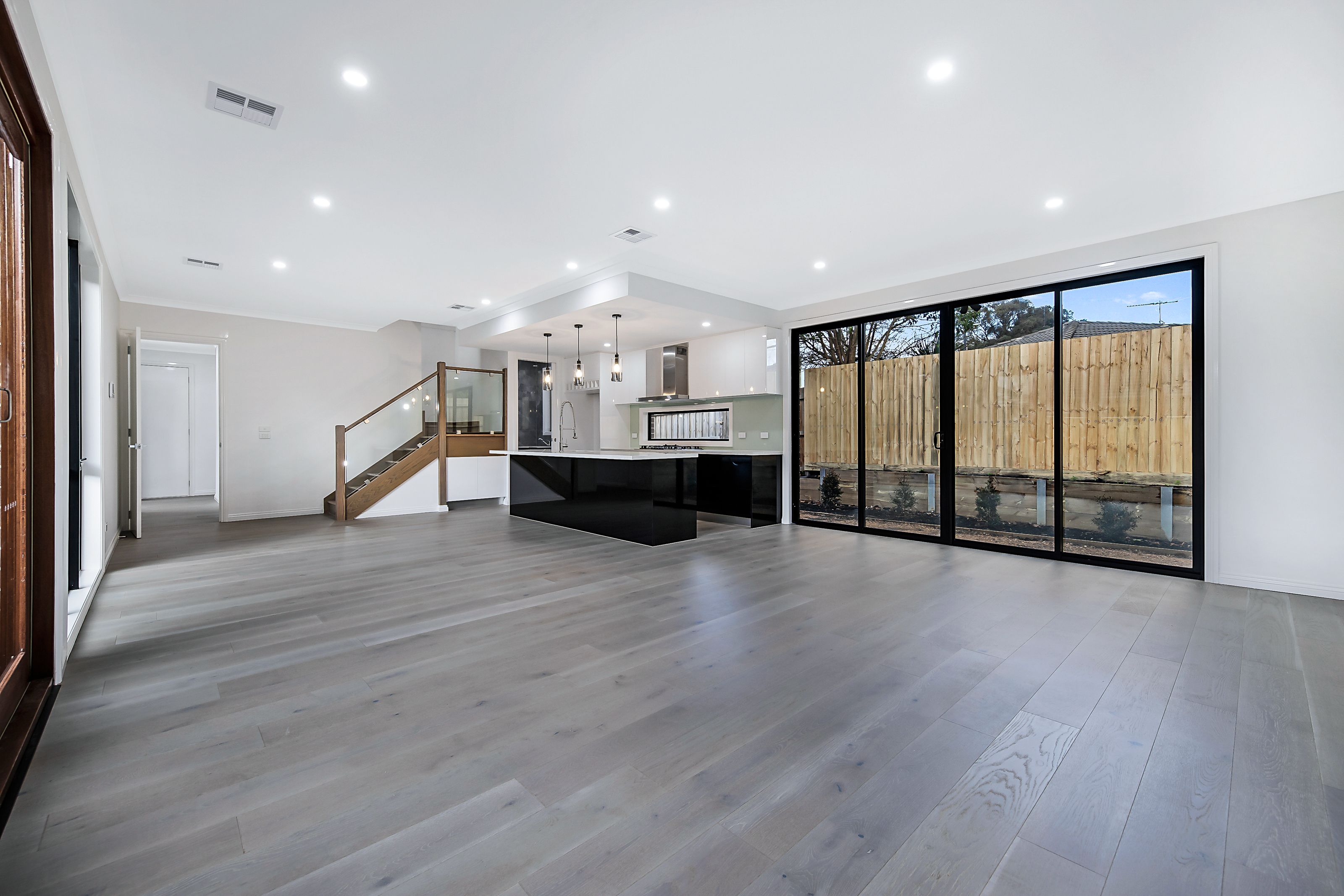 2/500 High Street Road, Mount Waverley, VIC 3149