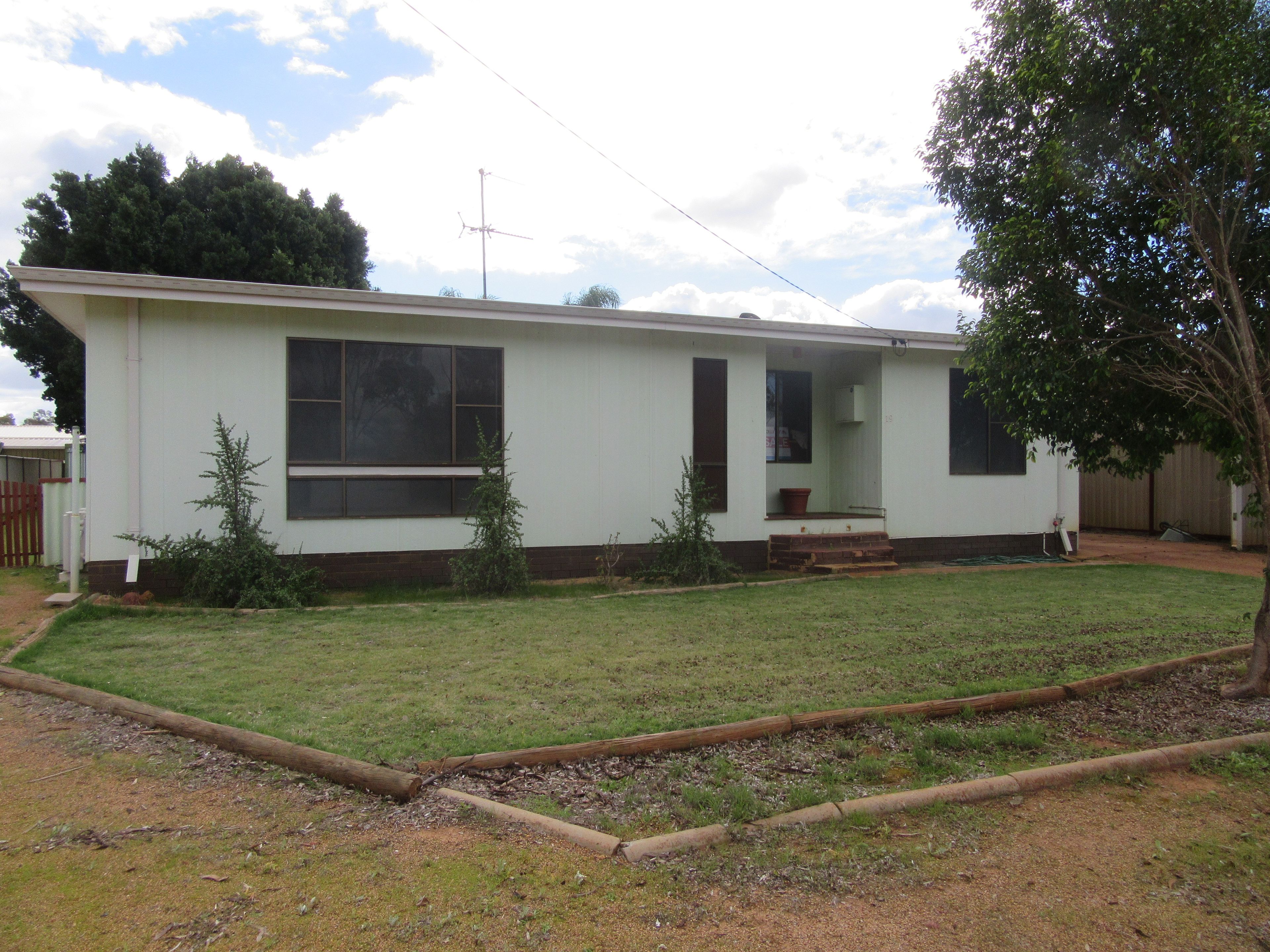 19 Franklin Street — photo from Ray White Geraldton Dongara - Geraldton Location