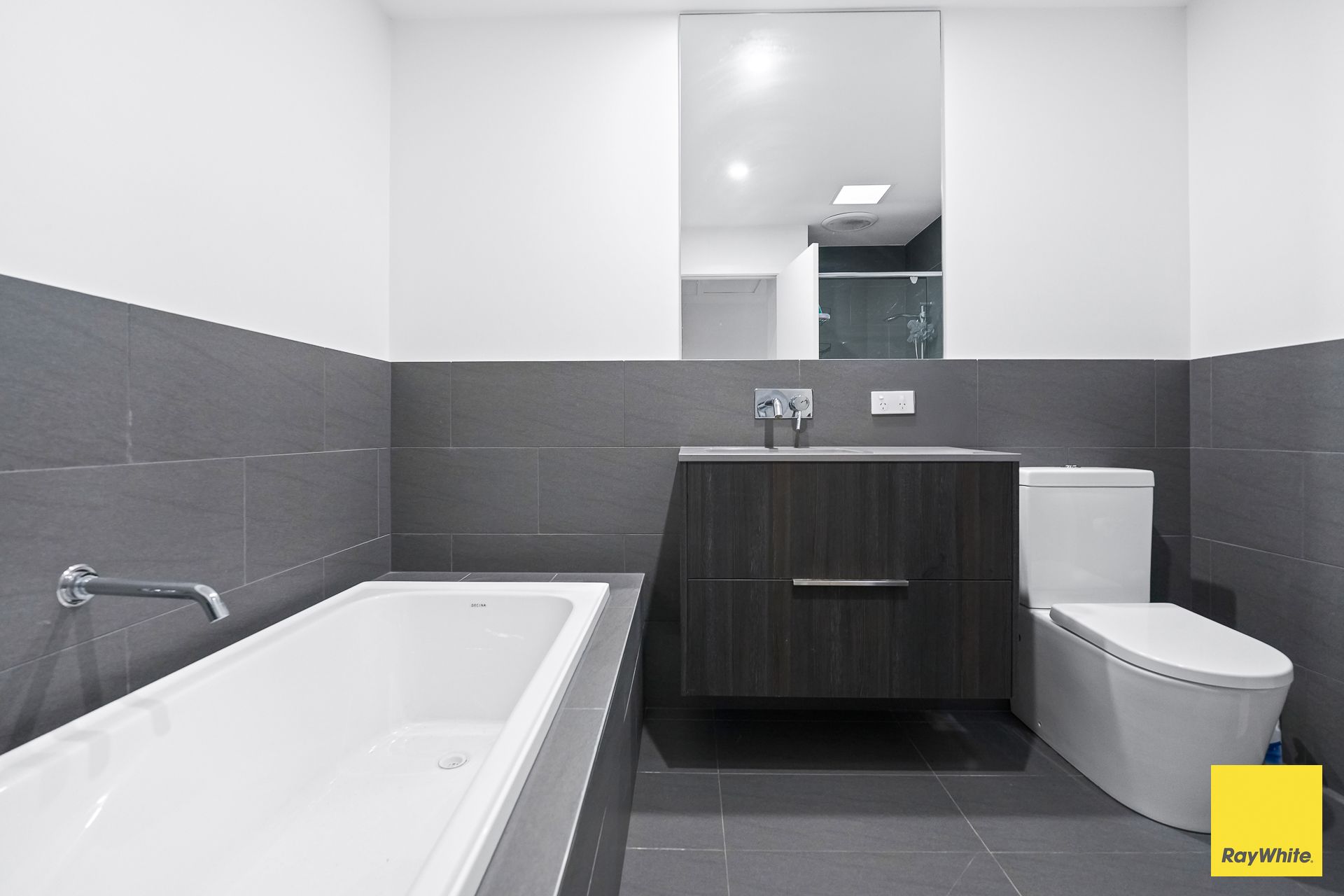 56 Indigo Crescent — photo 8 of 11