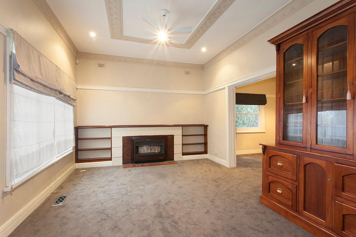 527 Waverley Road, Malvern East, VIC 3145