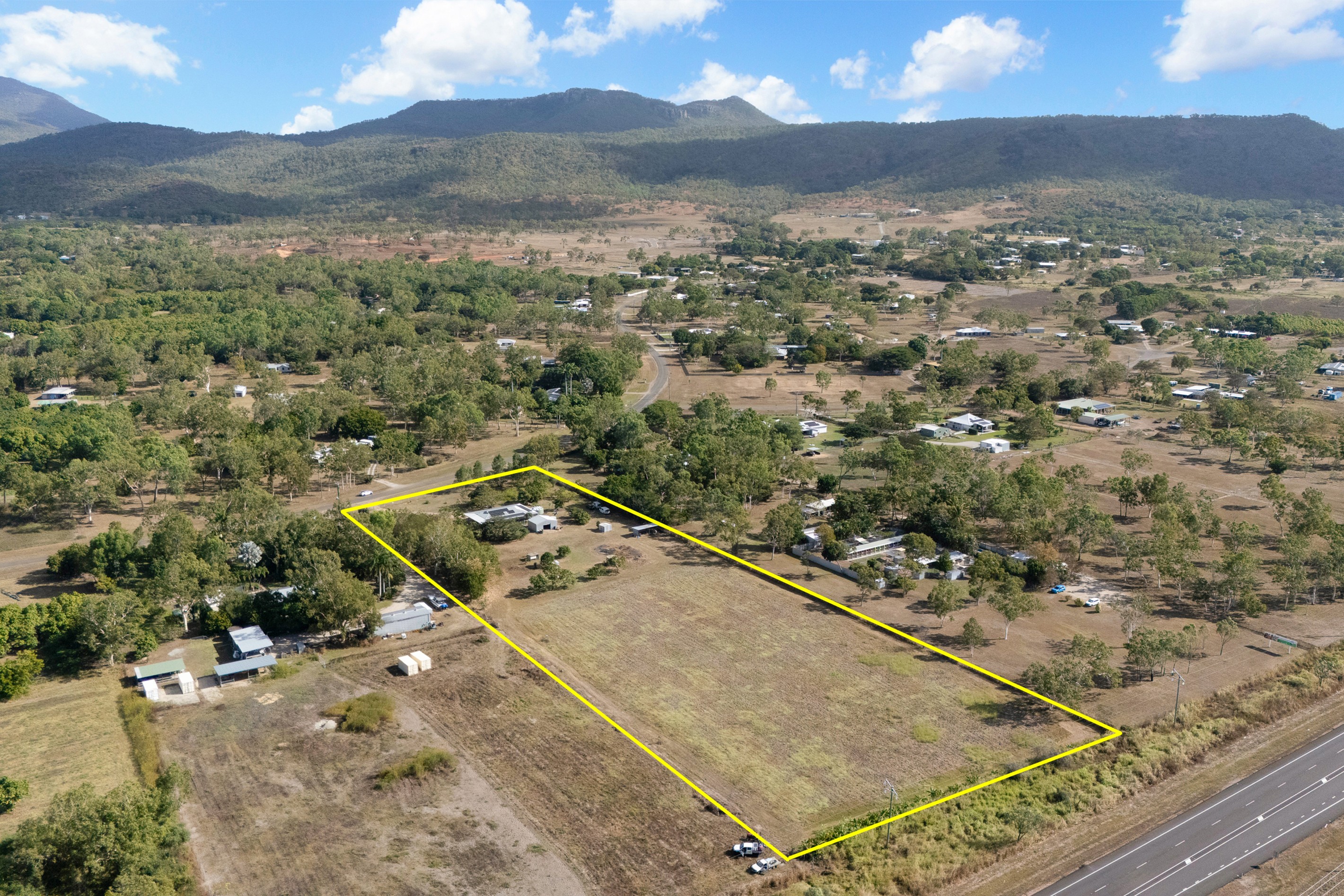 6 Duggan Drive, Alligator Creek, QLD 4816