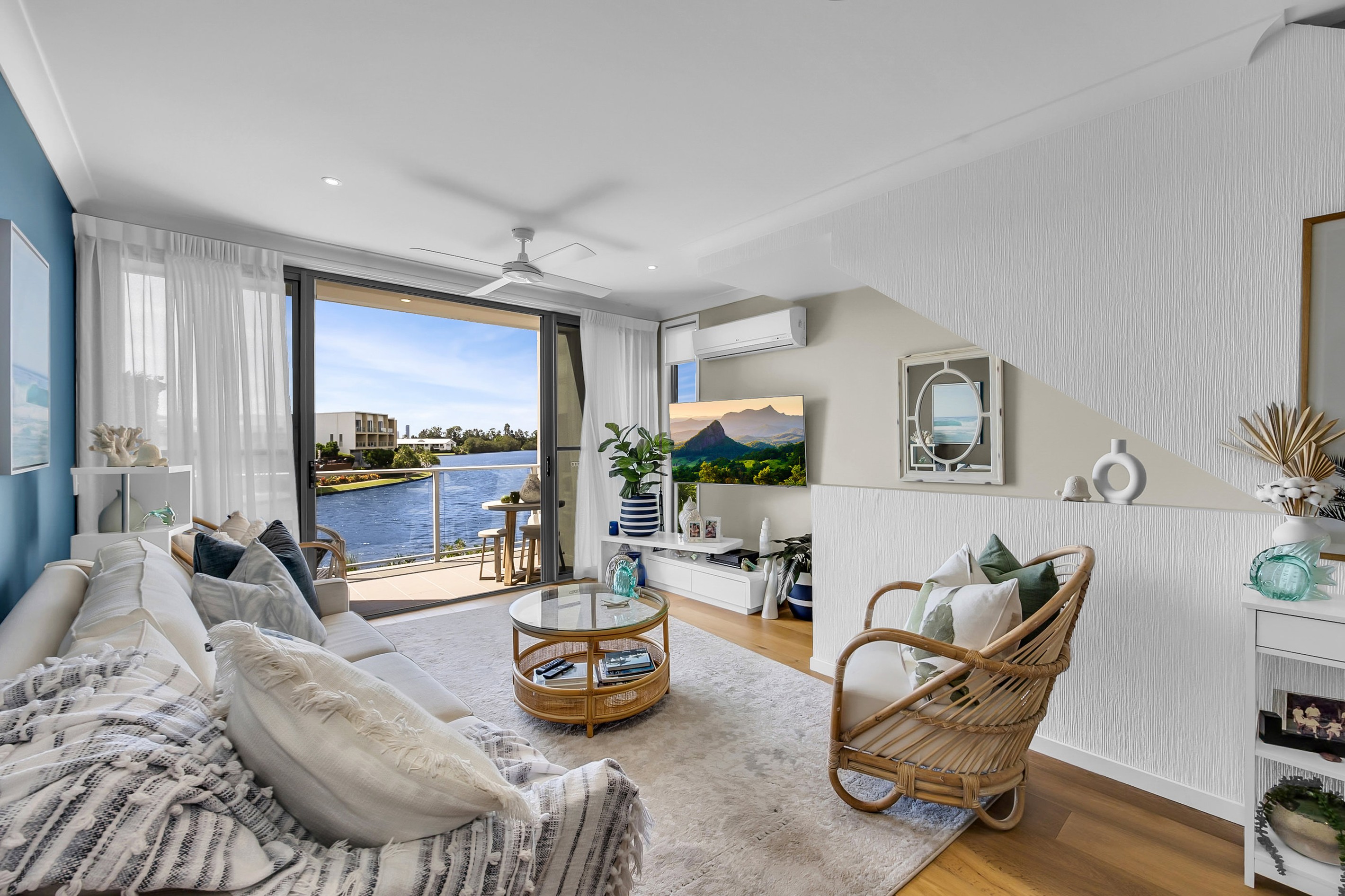 18/5036 Emerald Island Drive, Carrara, QLD 4211